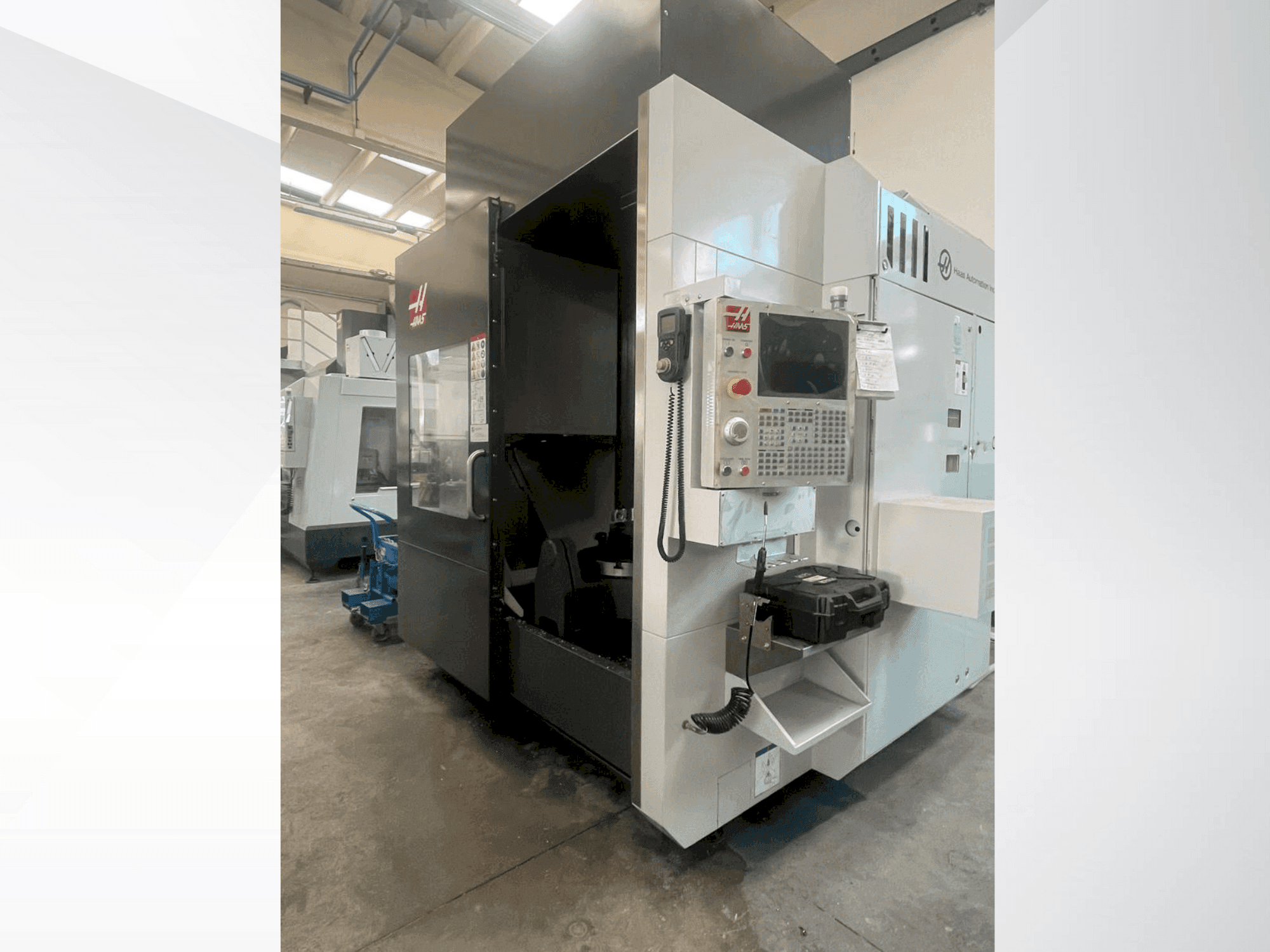 Vooraanzicht  van HAAS UMC750SS  machine
