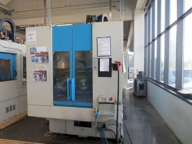 Vooraanzicht  van CHIRON DZ 15K W  machine