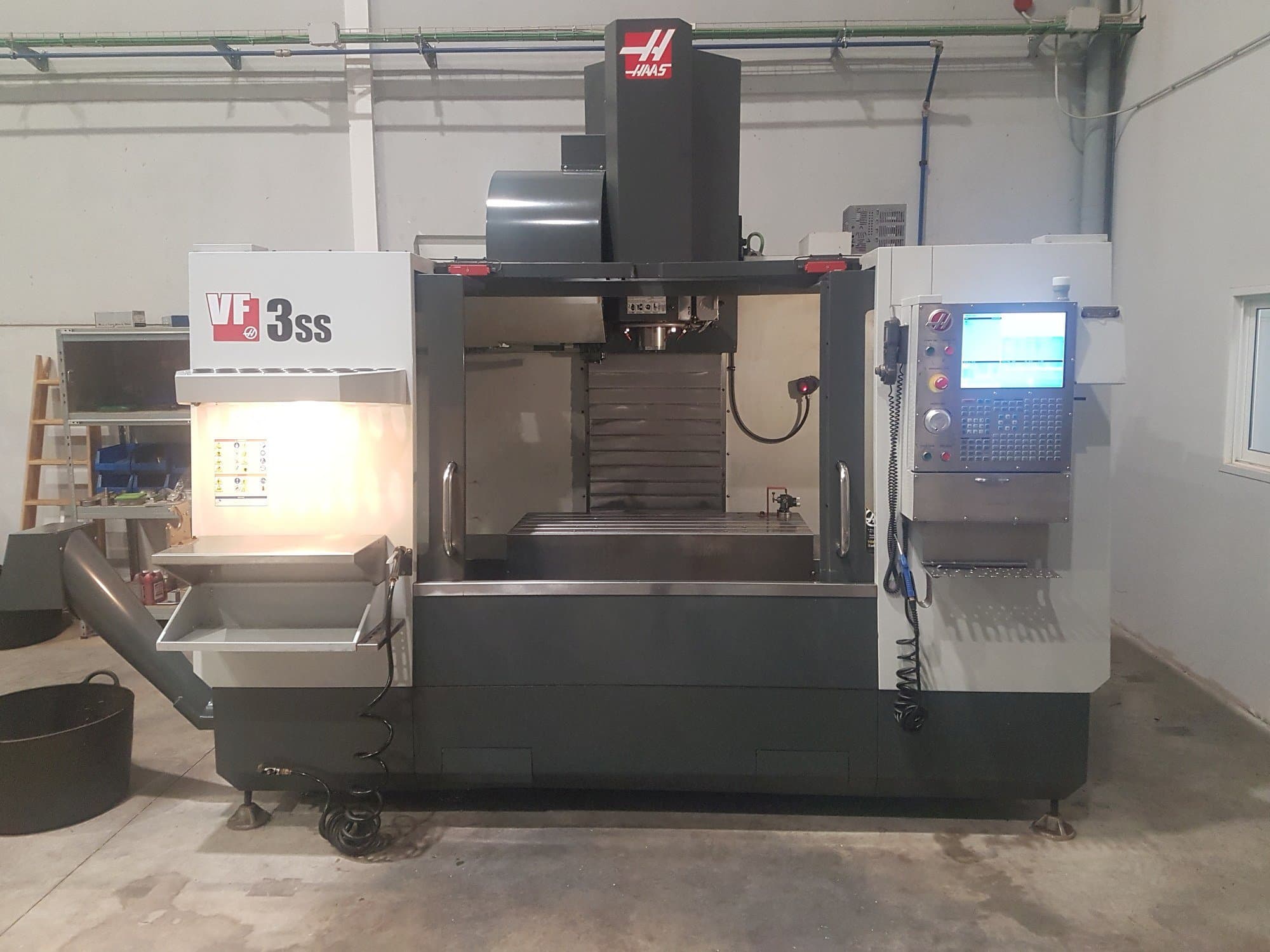 Vooraanzicht  van HAAS VF- 3SS  machine