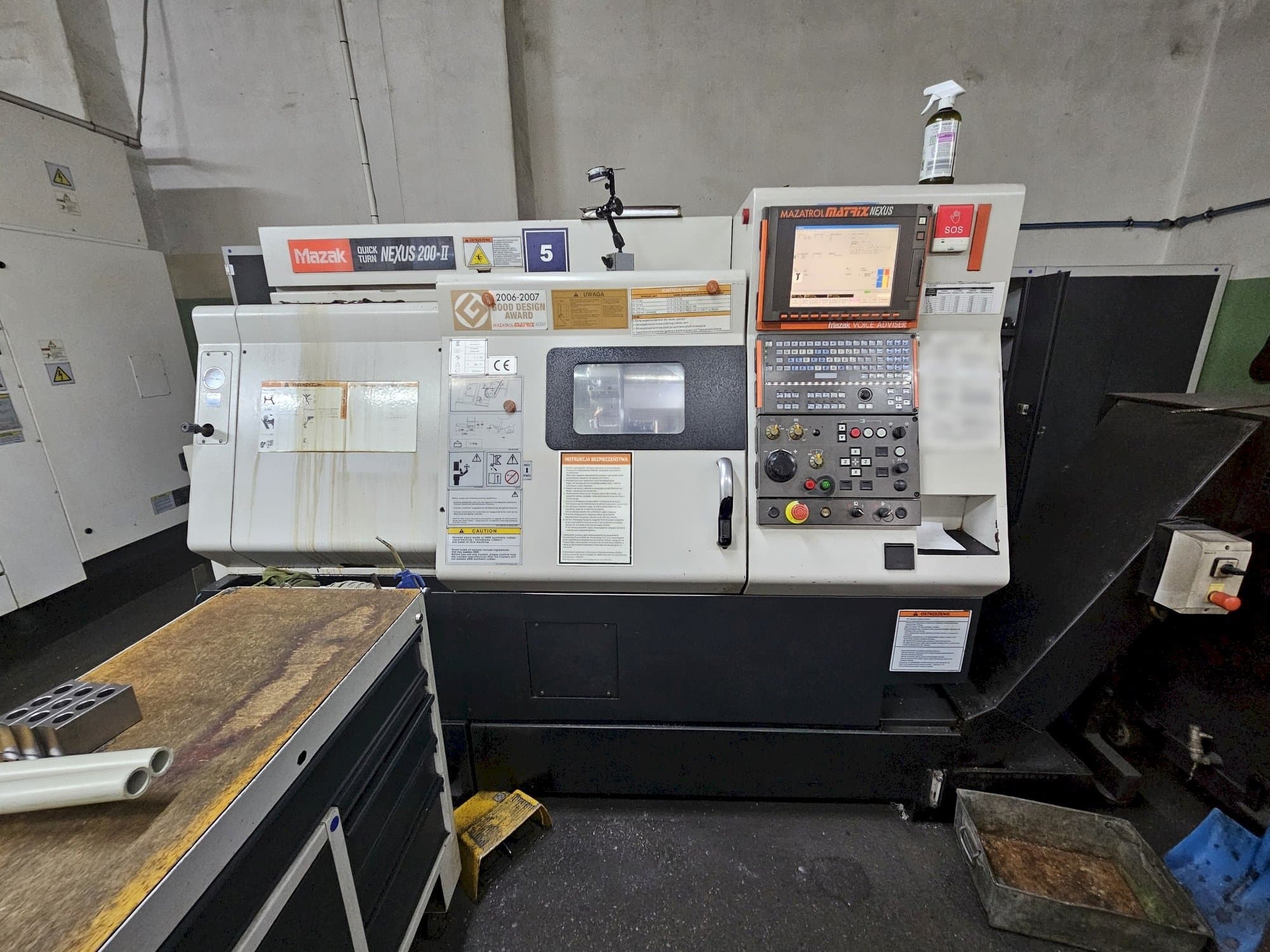Vooraanzicht  van Mazak QUICKTURN NEXUS 200-II  machine