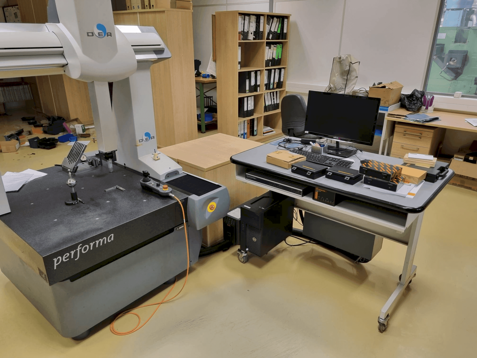 Vooraanzicht  van DEA Global 070705 performa  machine