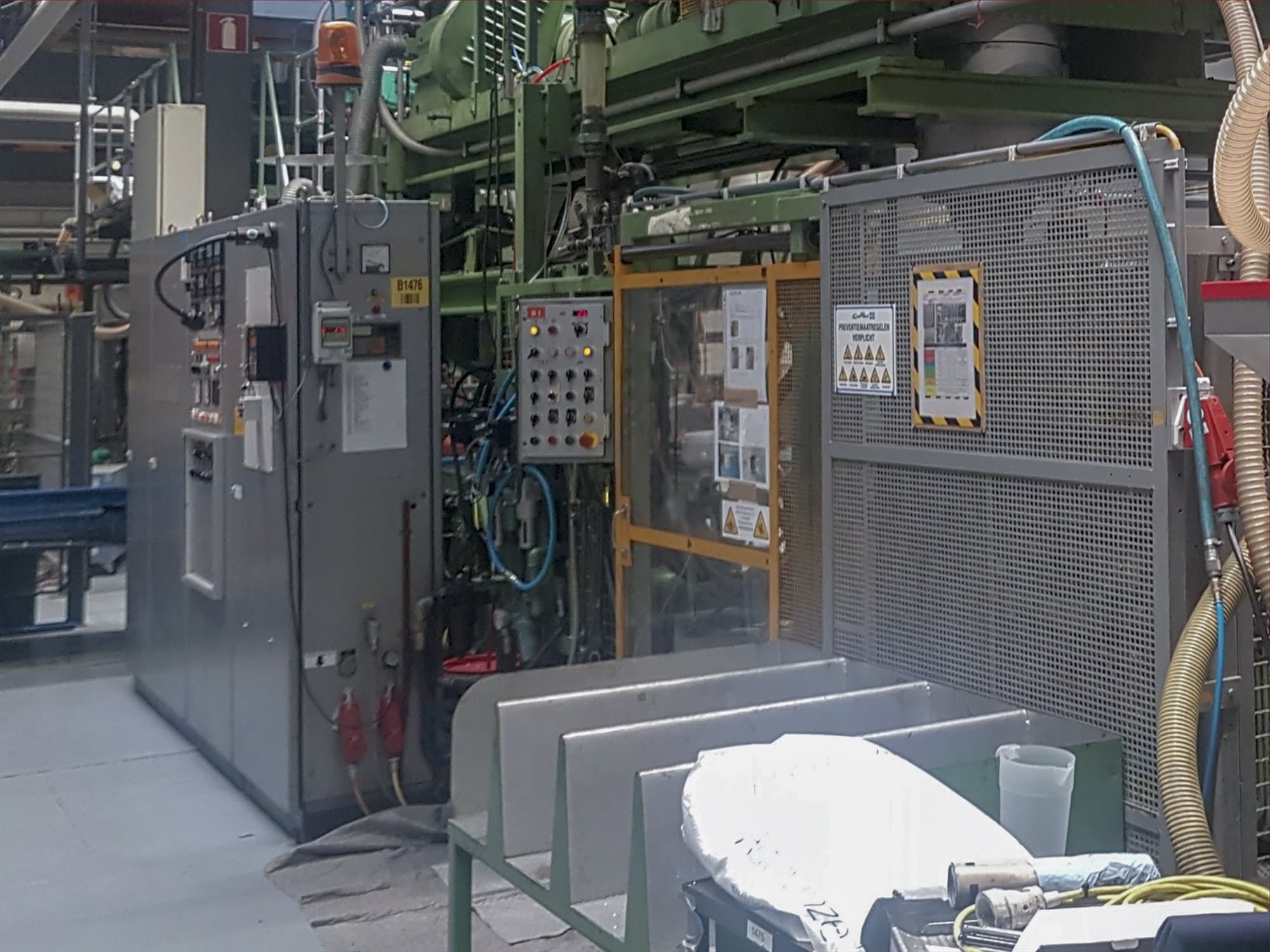 Recht aanzicht 1 van BEKUM BA 20 M / S 901 machine