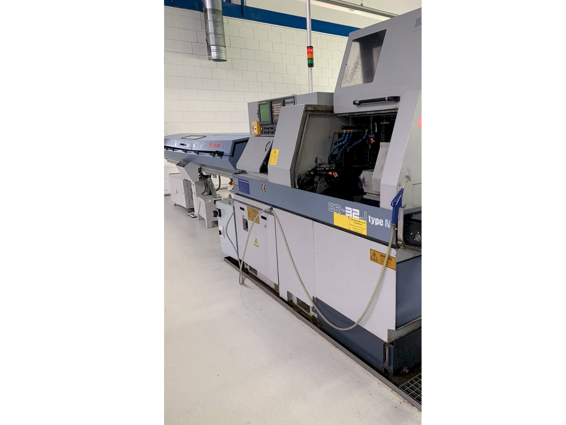 Vooraanzicht van Star SR-32J type N machine