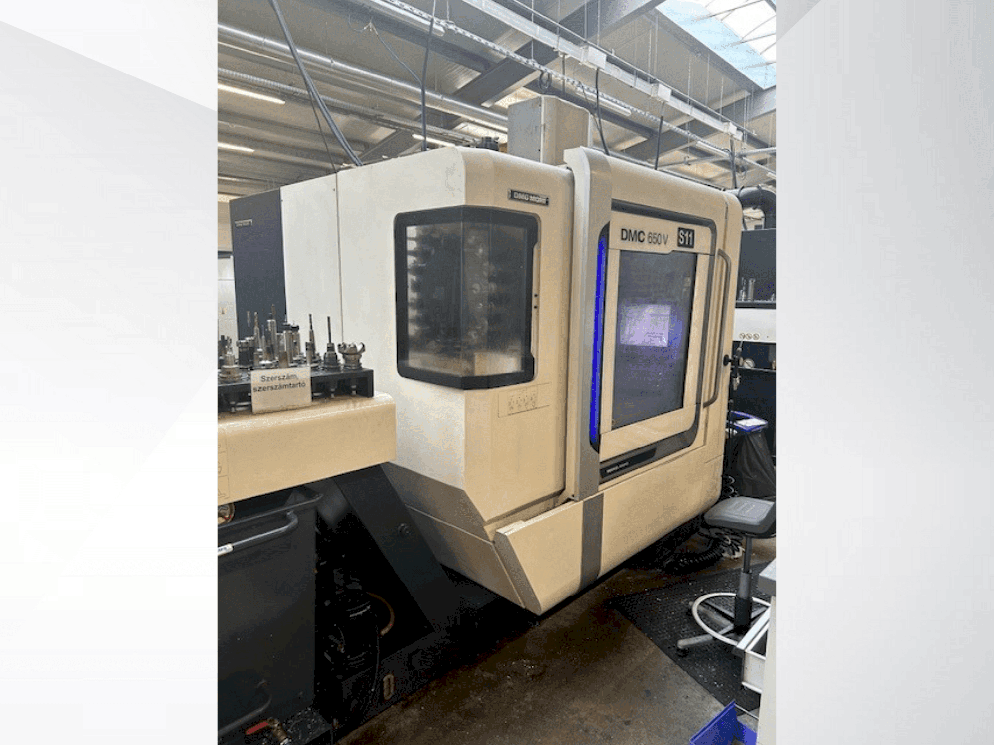 Vooraanzicht  van DMG MORI DMC 650 V  machine