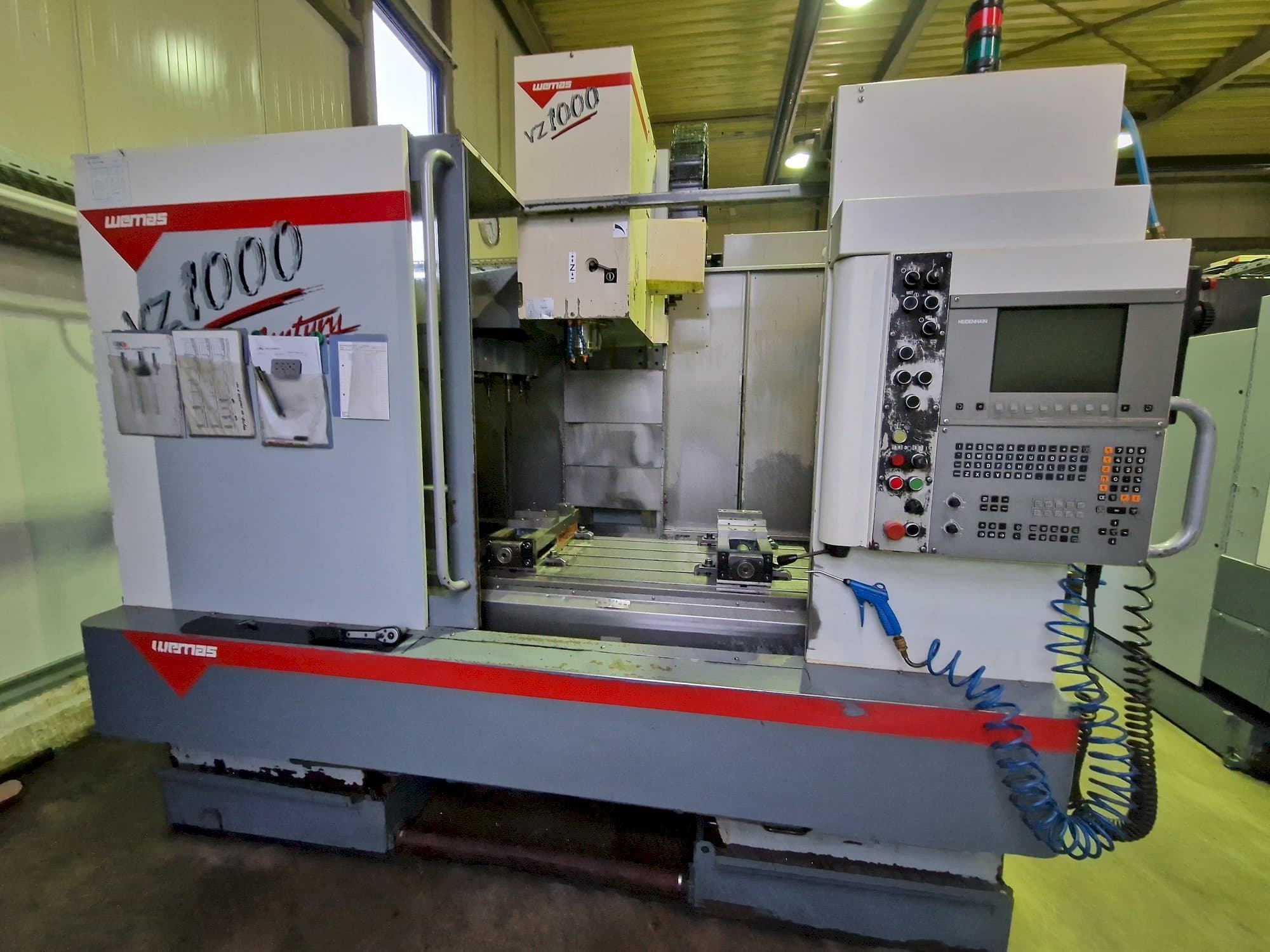 Vooraanzicht  van WEMAS VZ 1000  machine