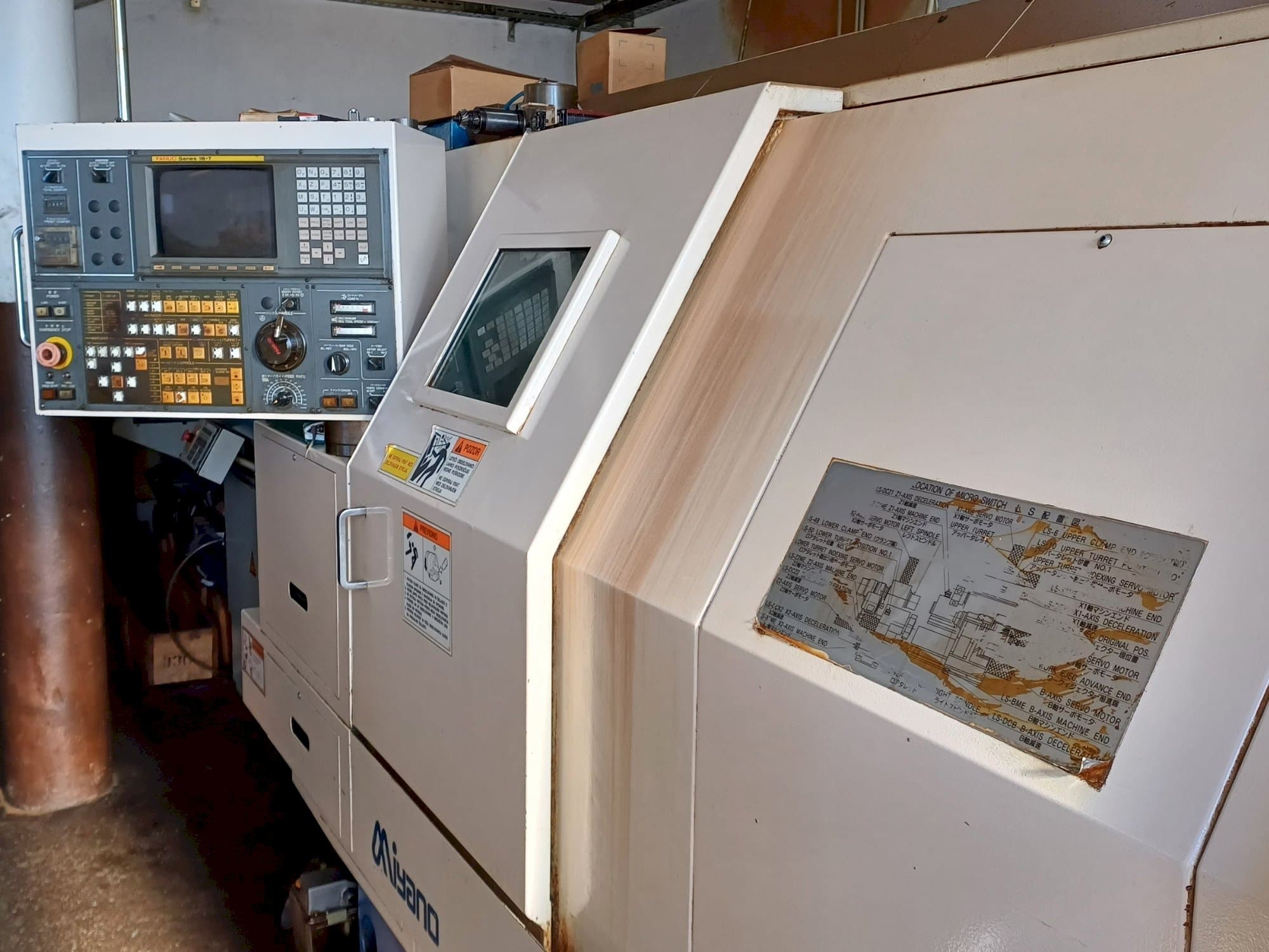 Vooraanzicht  van Miyano BNE 51S  machine