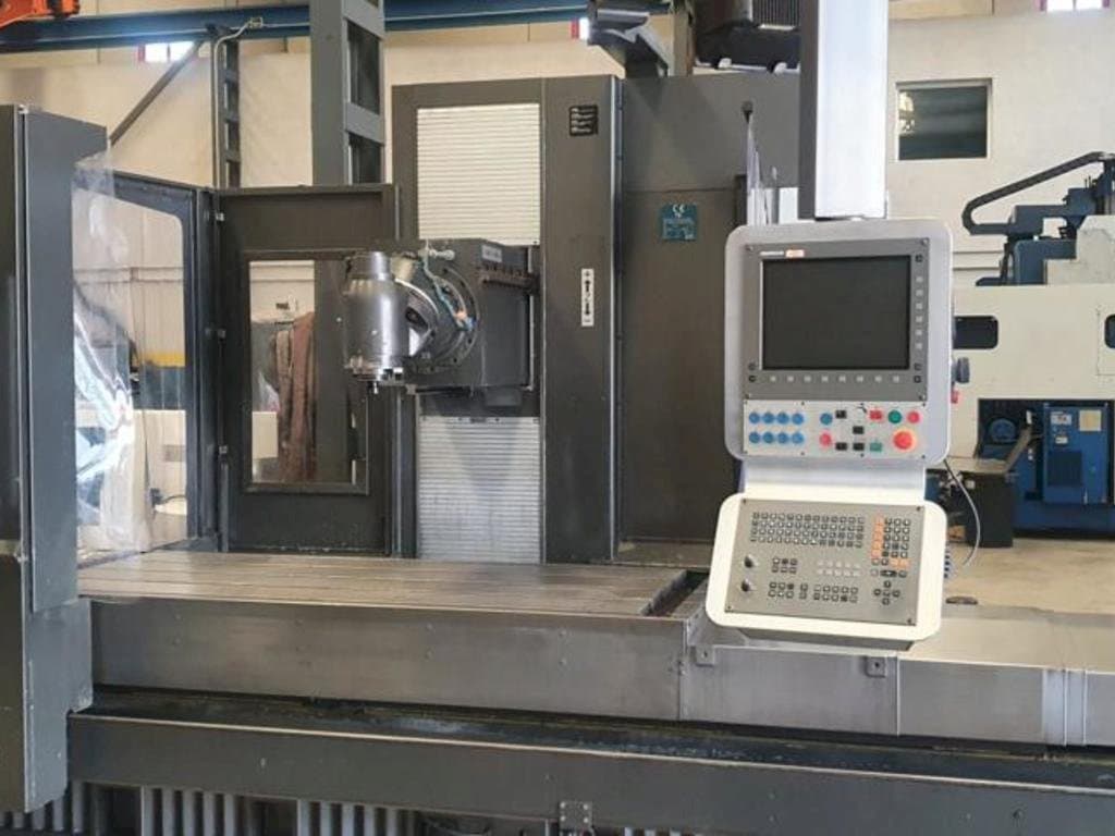 Vooraanzicht  van Nicolas Correa Diana 20  machine