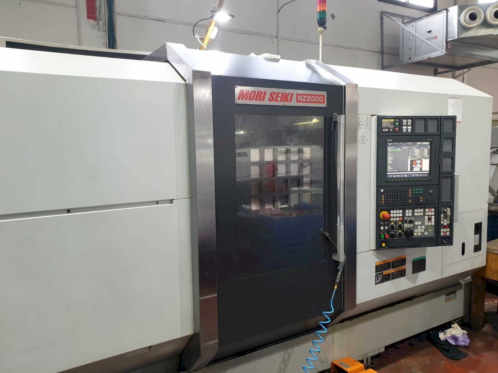 Vooraanzicht  van MORI SEIKI NZ2000 T3Y3  machine