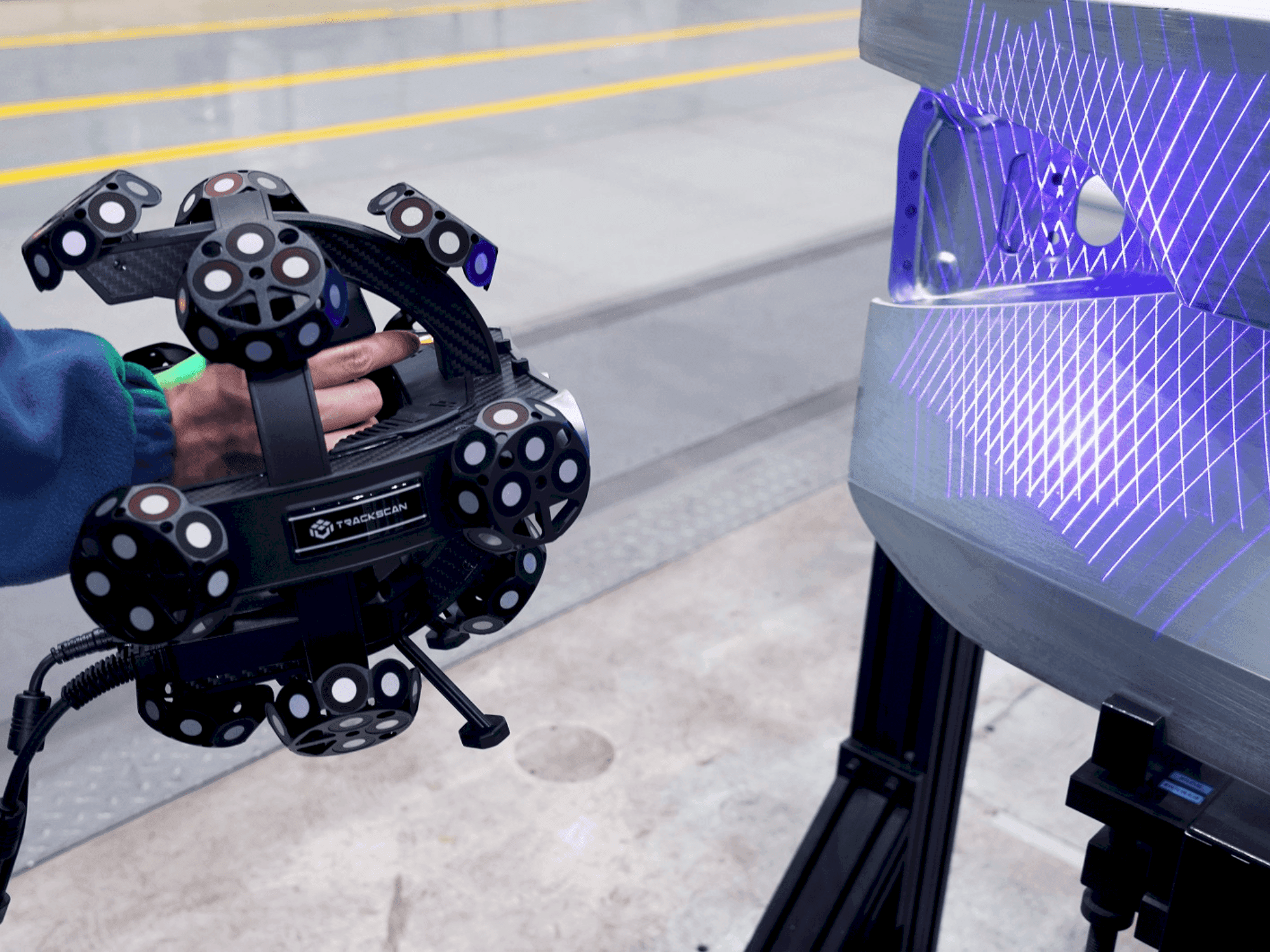 Vooraanzicht  van TRACKSCAN Sharp49  machine