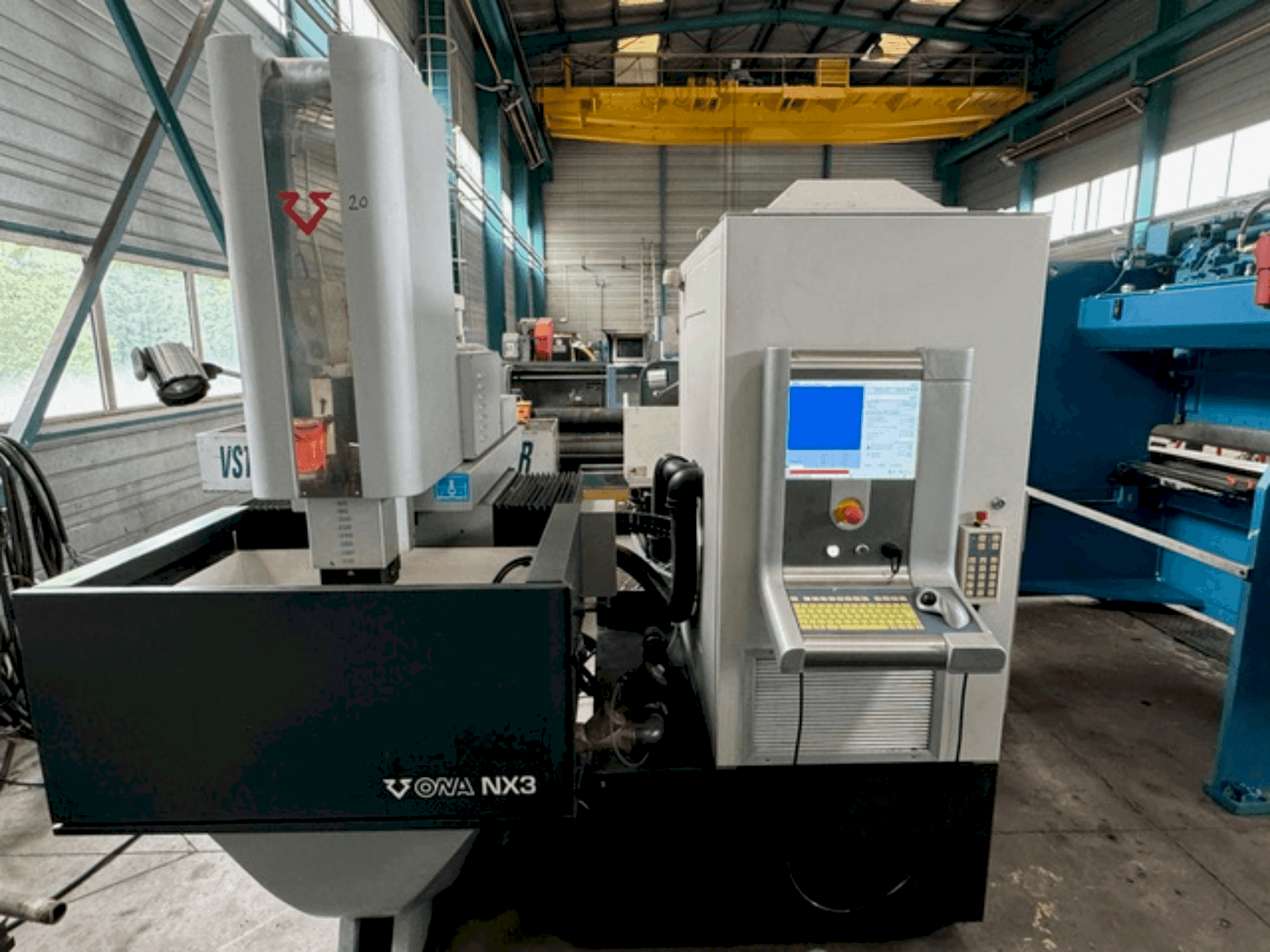 Vooraanzicht  van ONA NX3  machine