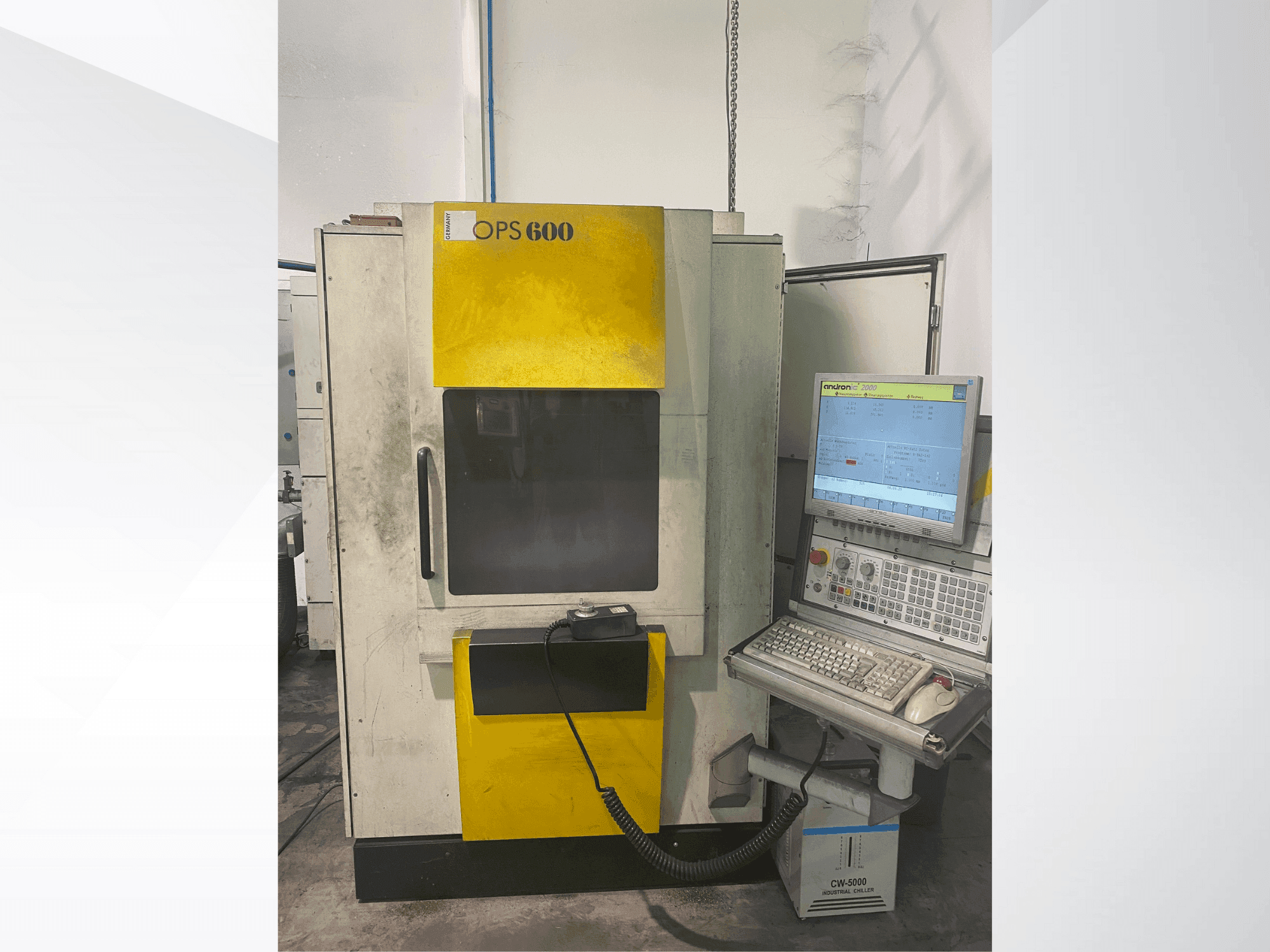 Vooraanzicht  van OPS INGERSOLL OPS 600  machine