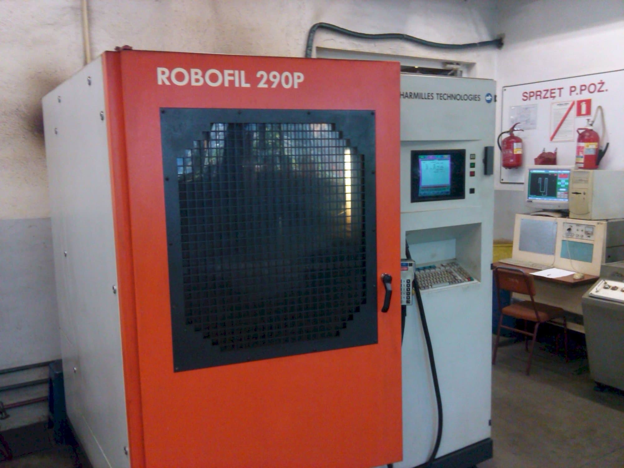 Vooraanzicht  van CHARMILLES Robofil 290 P  machine