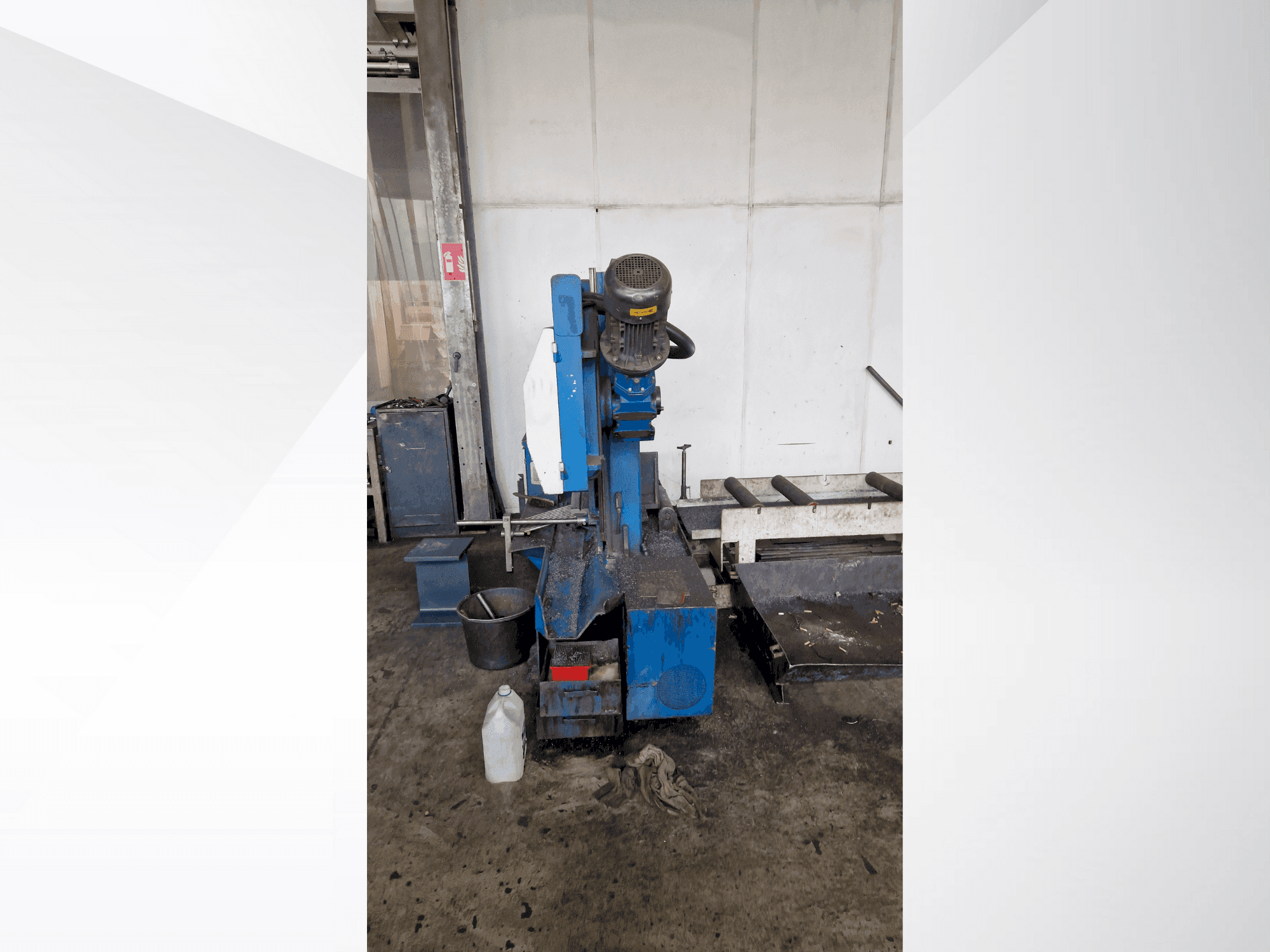 Vooraanzicht  van KNUTH HB 460 L  machine