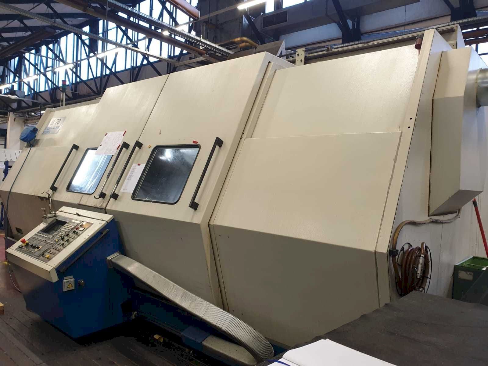 Vooraanzicht  van WFL  M70  machine