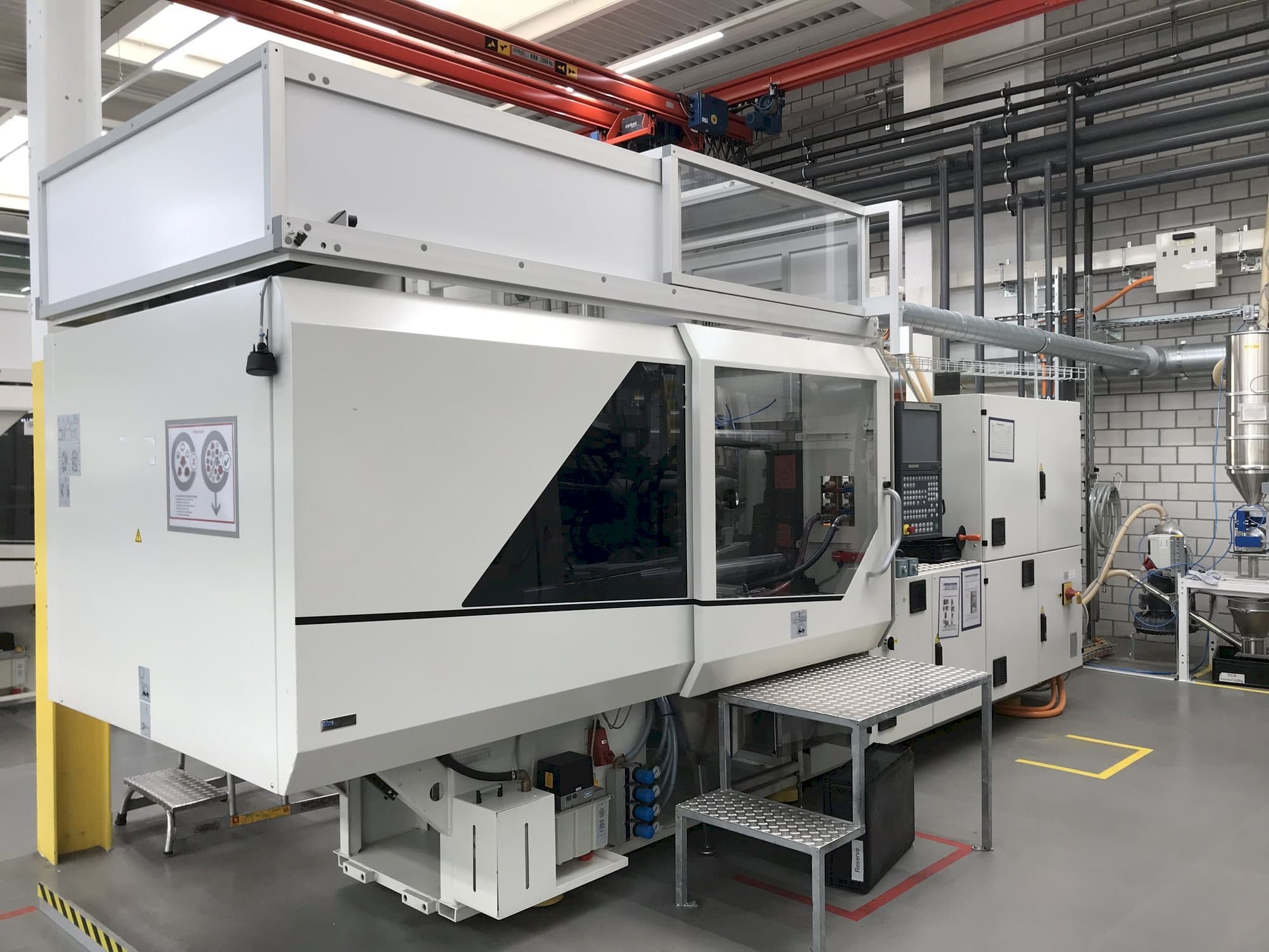 Linkerzijdeaanzicht  van Sumitomo Demag EL-EXIS SP 150/500-475  machine