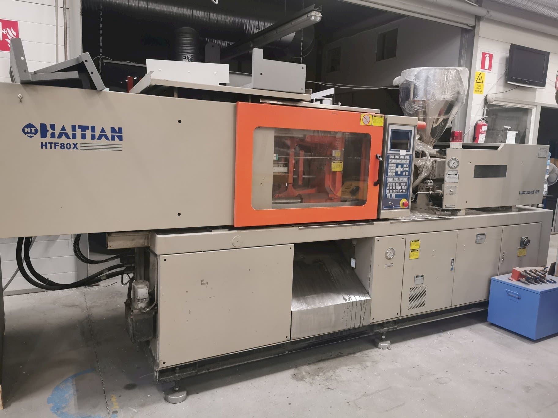 Vooraanzicht  van HAITIAN HTF80XA  machine