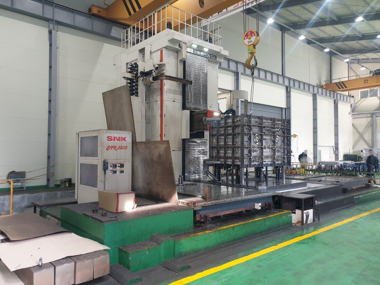 Vooraanzicht  van SNK BFR-3500  machine