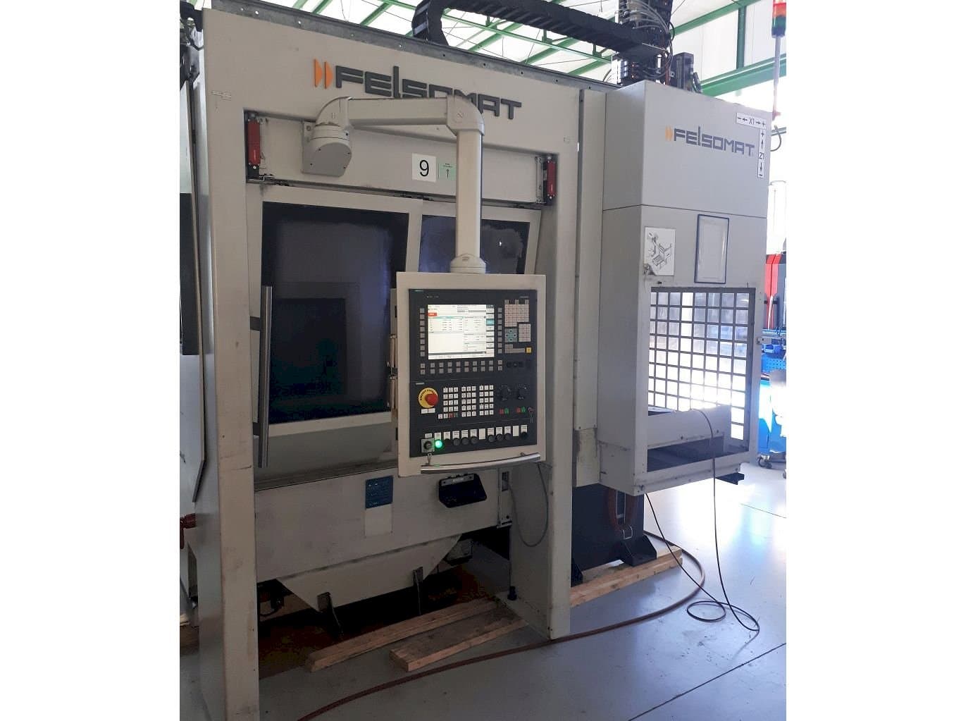 Vooraanzicht  van Felsomat FTC 160  machine