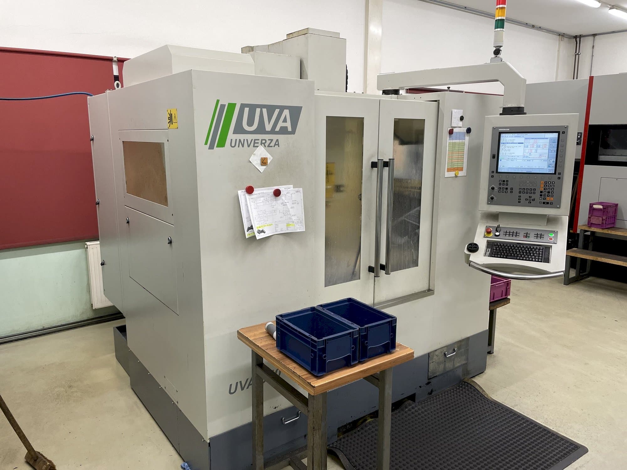 Vooraanzicht  van  HOMMEL UNVERZAGT UVA 550 Plus  machine