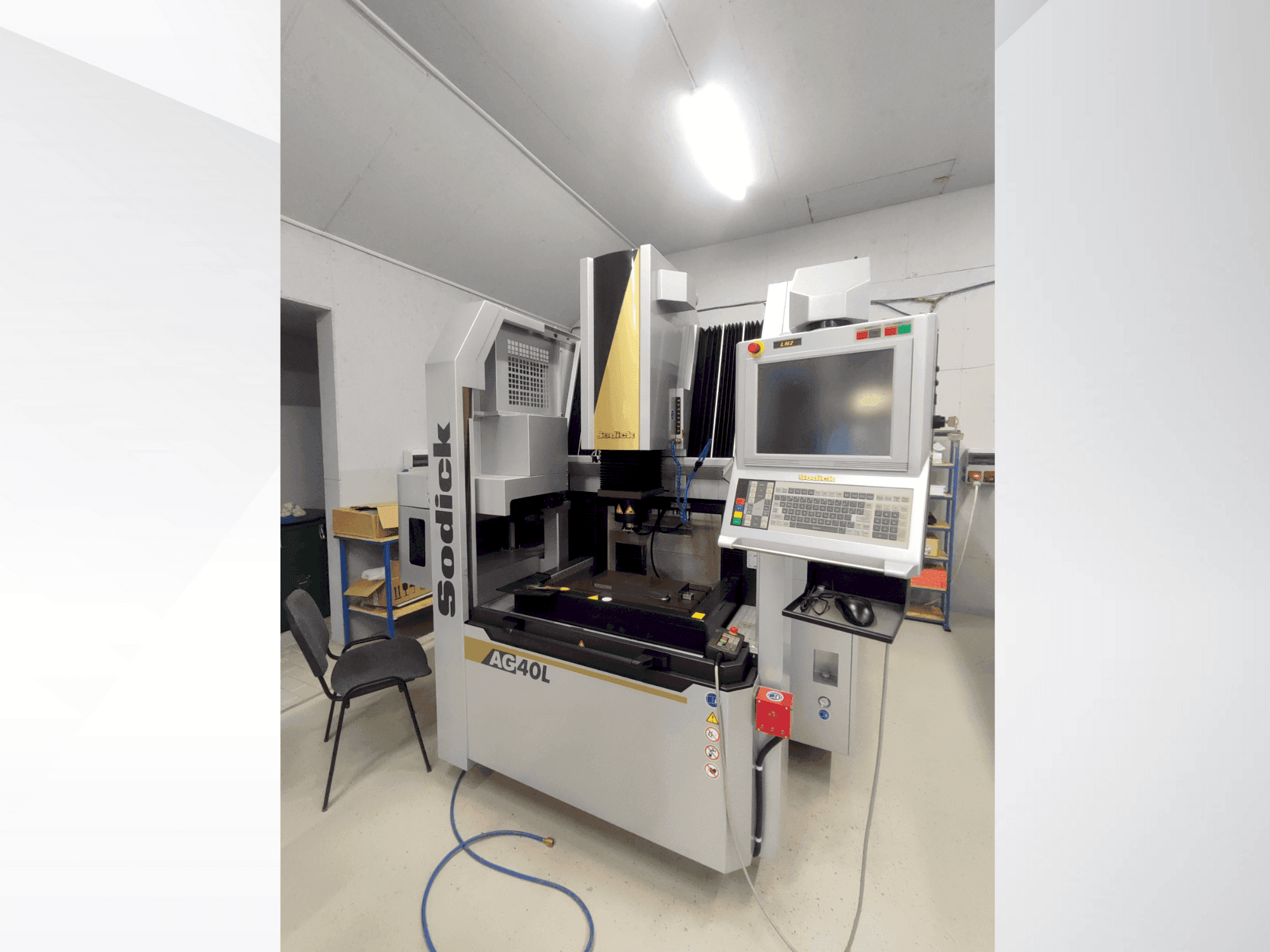 Vooraanzicht  van Sodick AG40L  machine