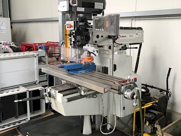 Vooraanzicht  van LAGUN FTV2  machine