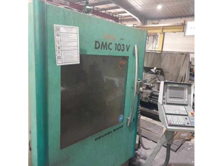 Vooraanzicht  van DECKEL MAHO DMC 103V  machine