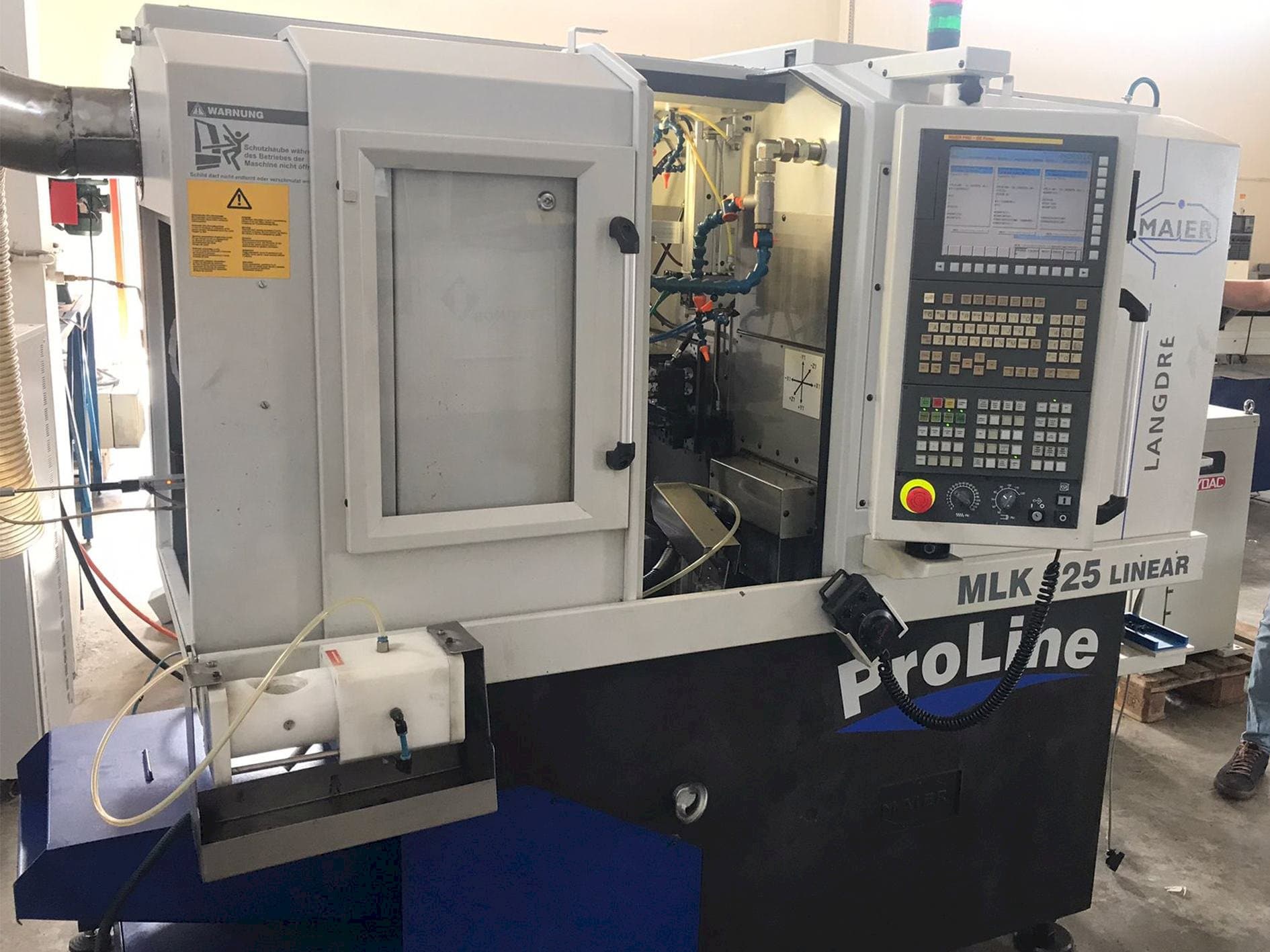 Vooraanzicht  van Maier MLK 125 Linear  machine