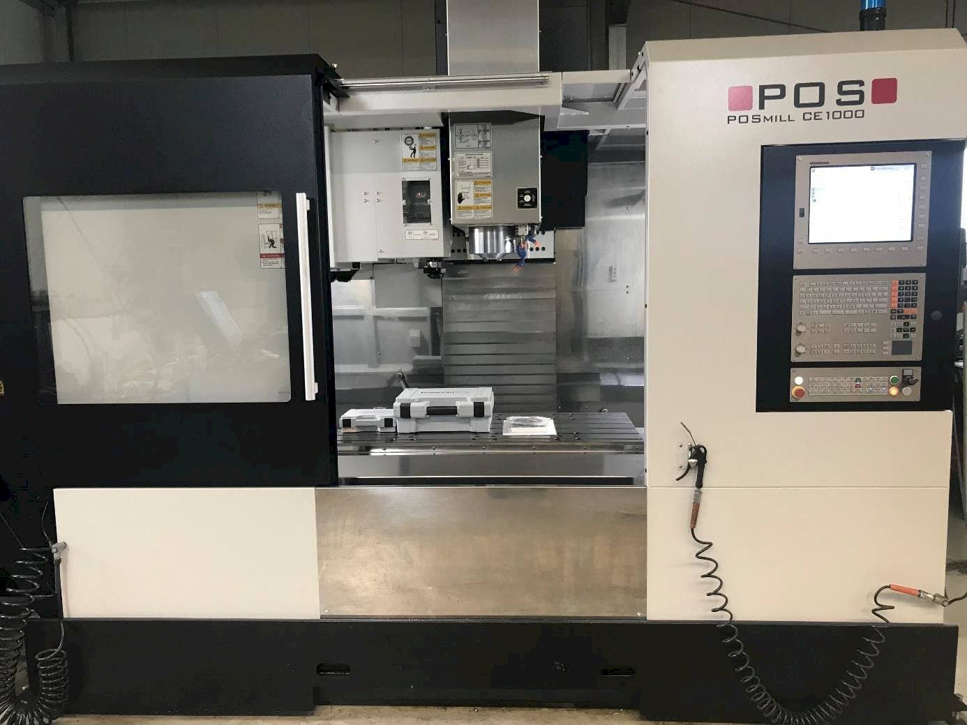 Vooraanzicht van POSmill CE 1000 machine