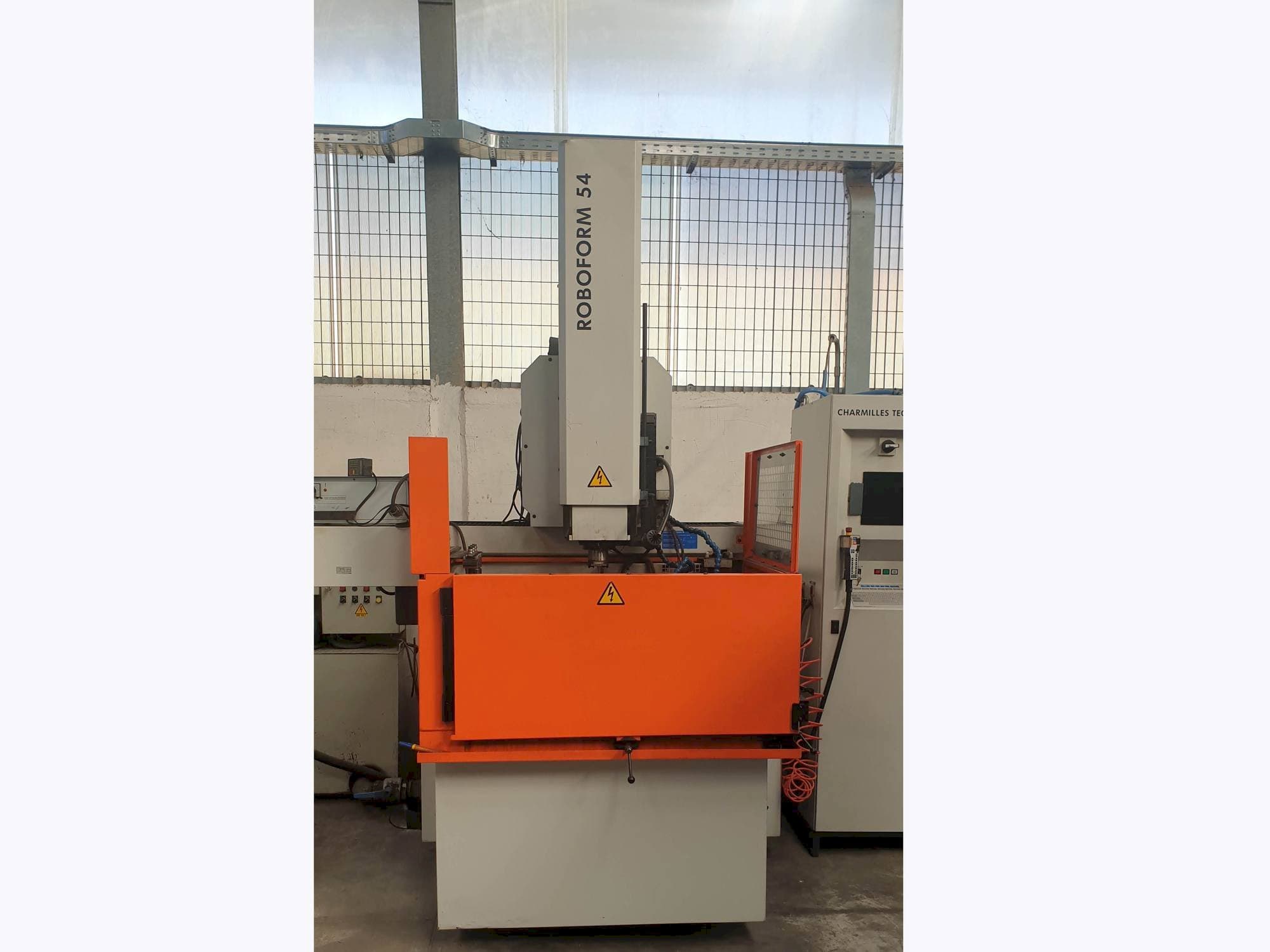 Vooraanzicht  van CHARMILLES ROBOFORM 54  machine