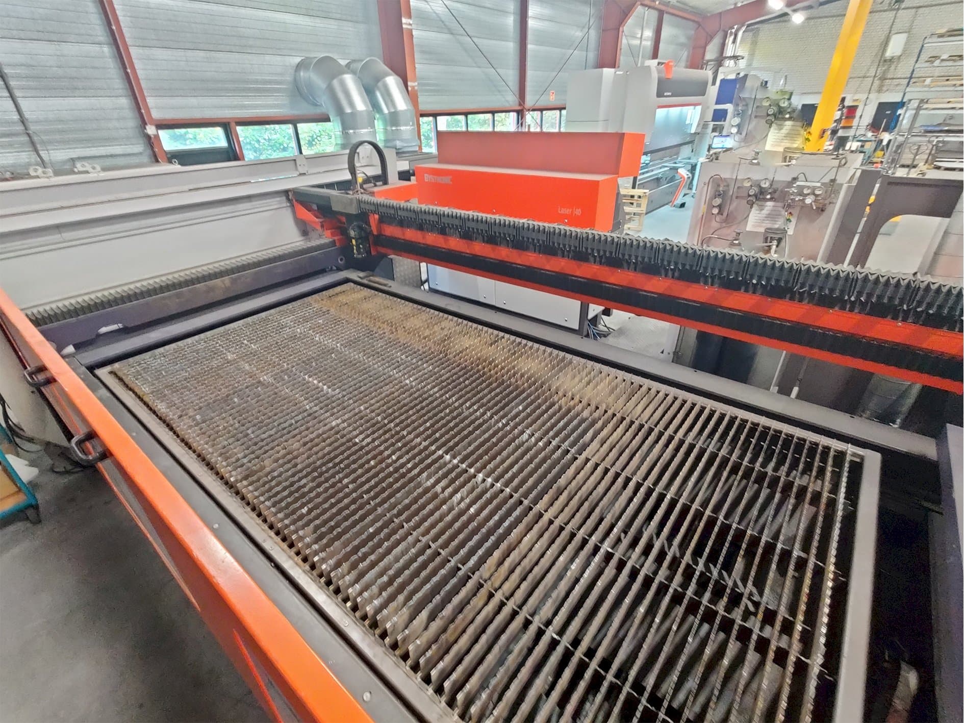 Vooraanzicht  van Bystronic ByStar 4020 4kW CO2  machine