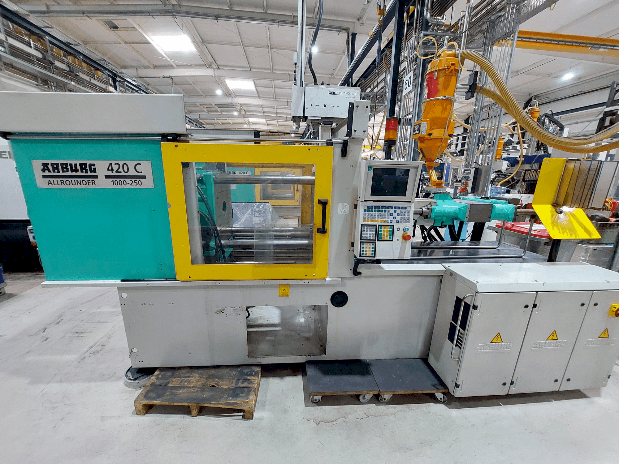 Vooraanzicht  van Arburg 420C-1000-250  machine