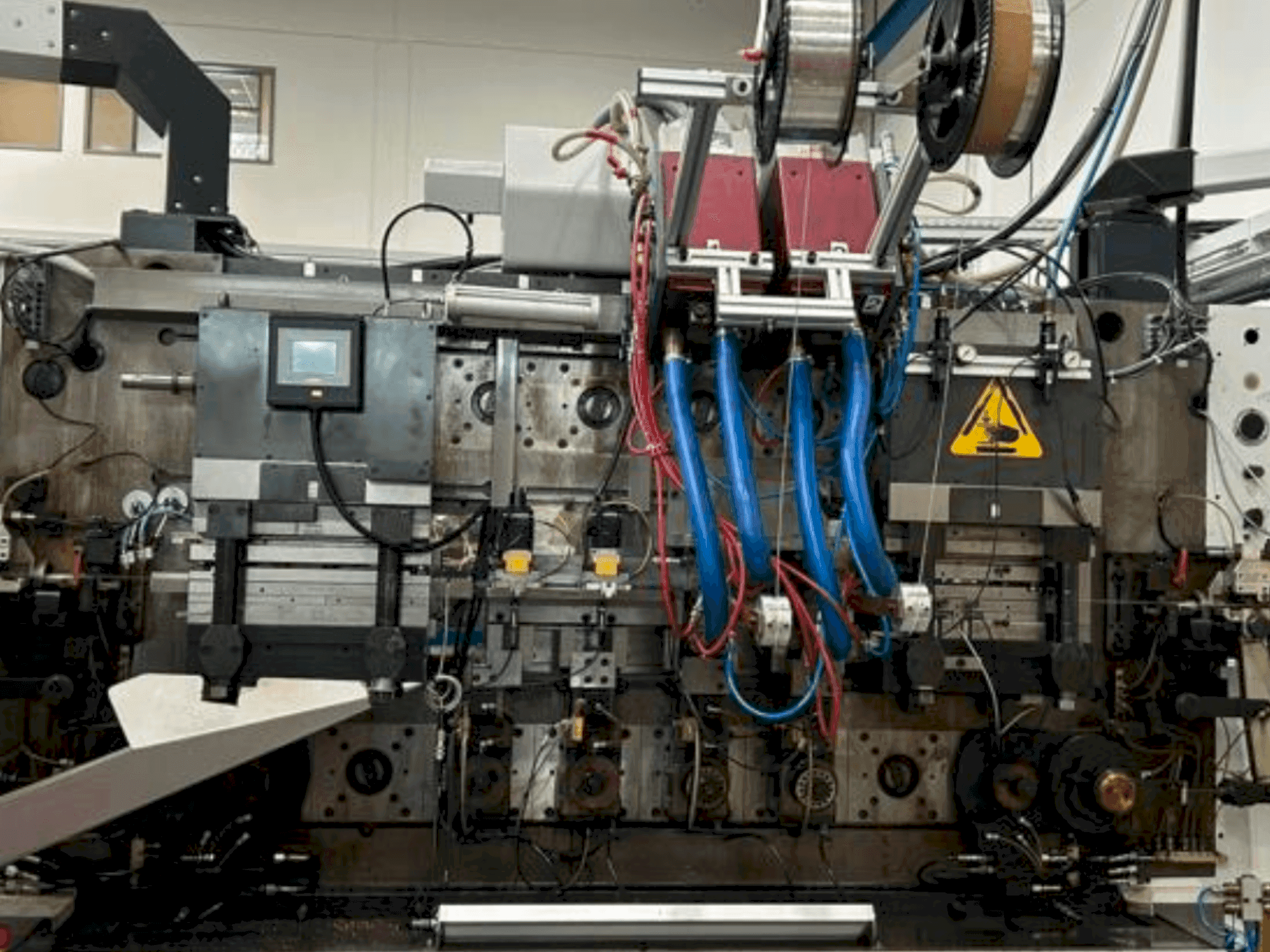 Vooraanzicht  van Bihler BZ 2/8  machine