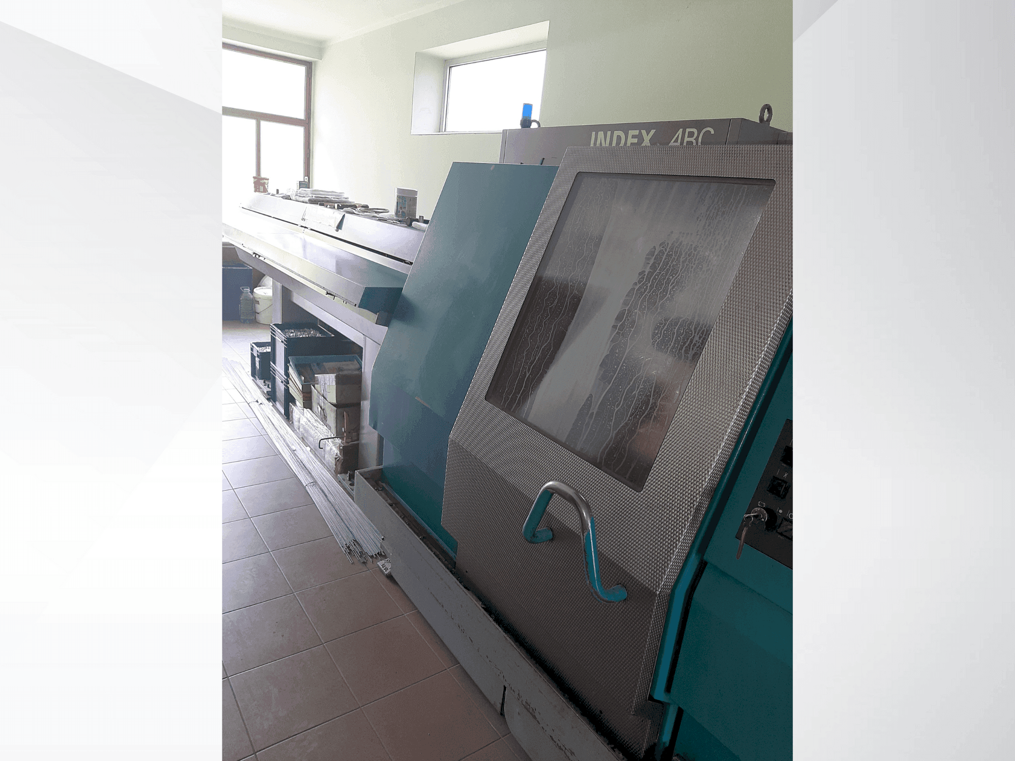 Vooraanzicht  van Index ABC 42  machine