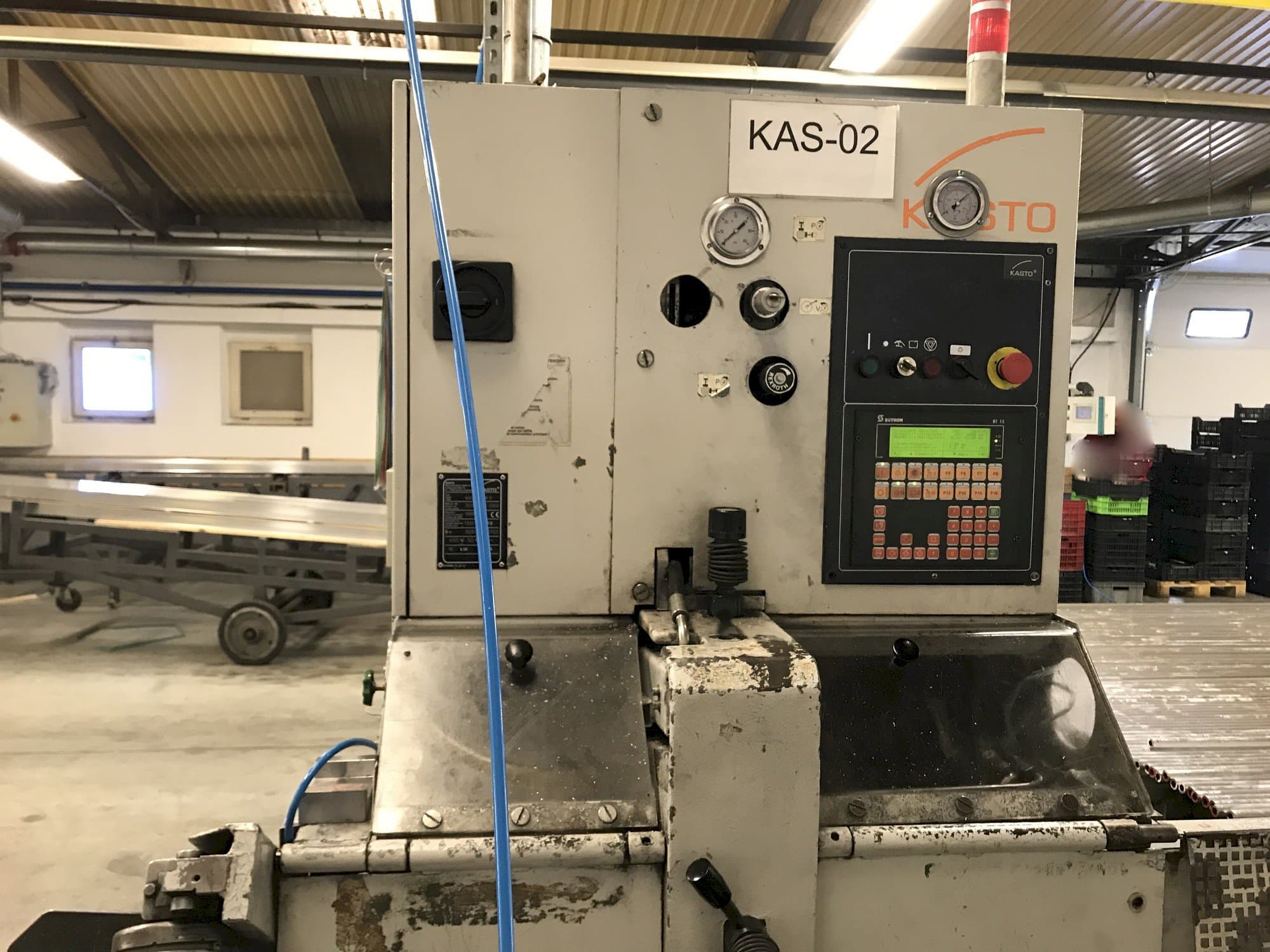 Vooraanzicht  van KASTO wa M9  machine