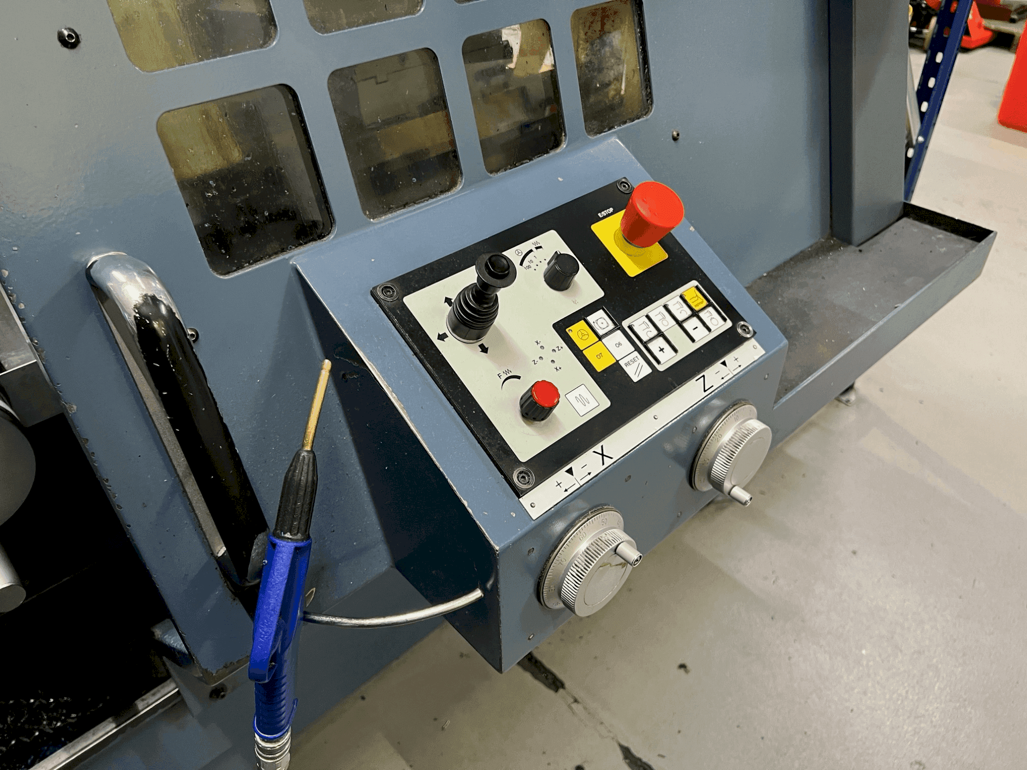 Vooraanzicht  van PADOVANI E255/1500  machine