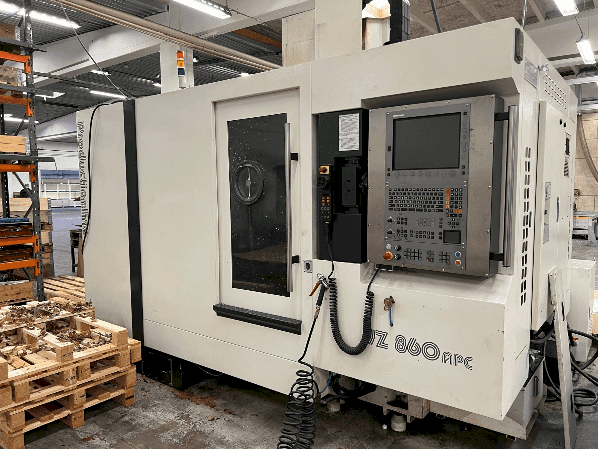 Vooraanzicht  van WEMAS VZ 860 APC  machine