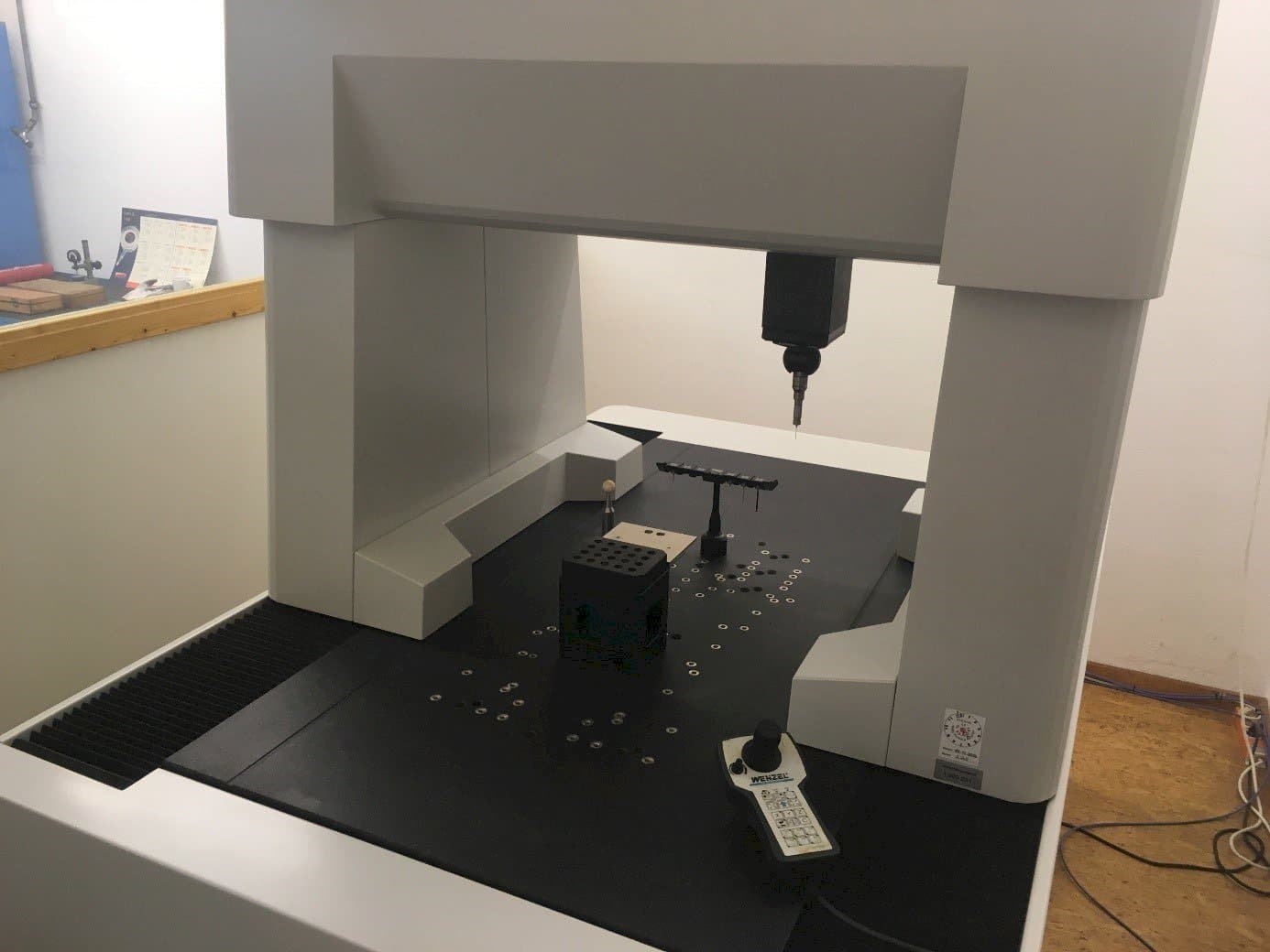 Vooraanzicht  van EROWA PreSet Qi  machine