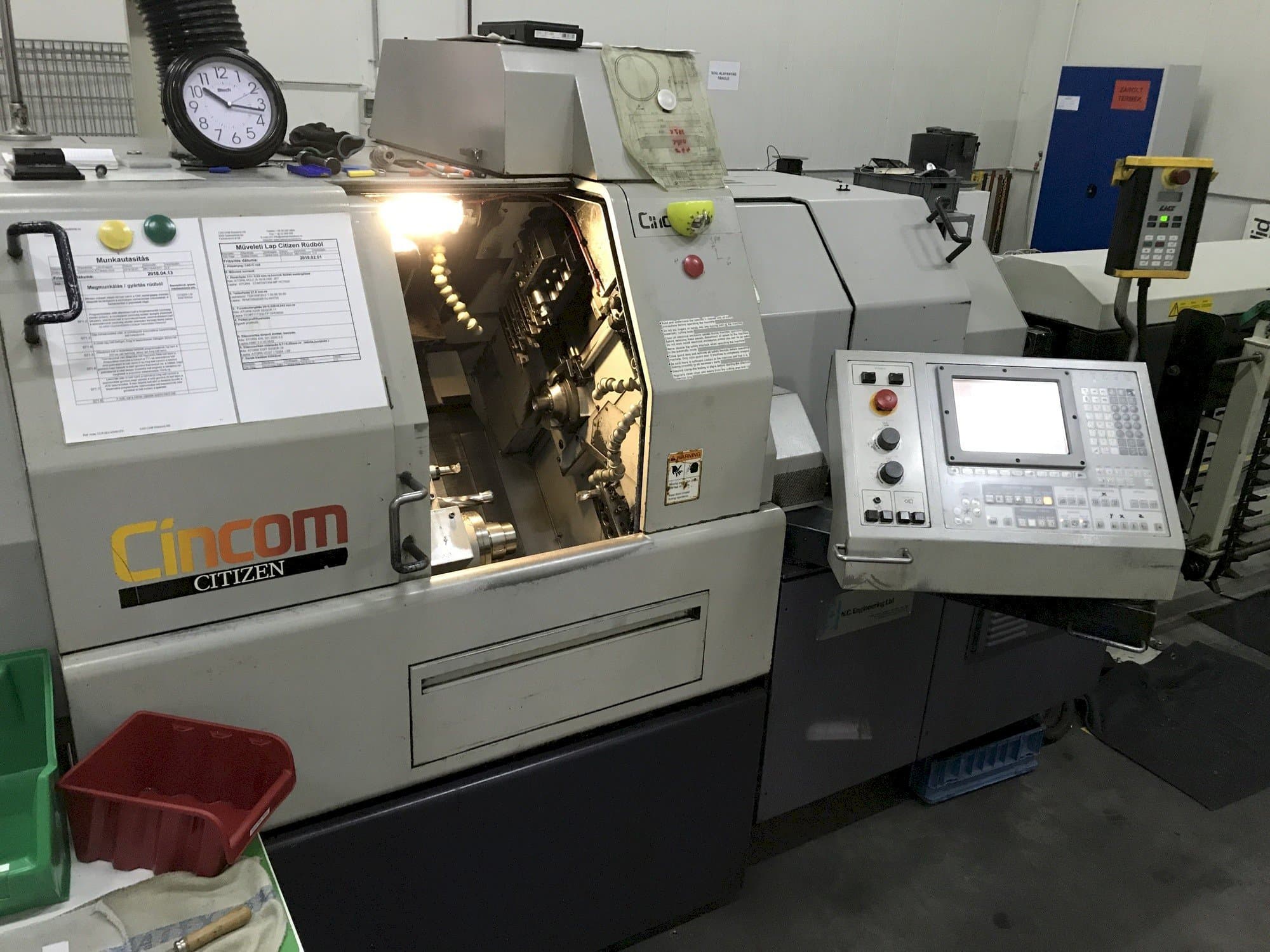 Vooraanzicht  van Citizen Cincom L32  machine