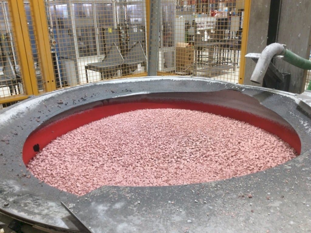 Vooraanzicht  van Rosler R4/1300.2 SF  machine