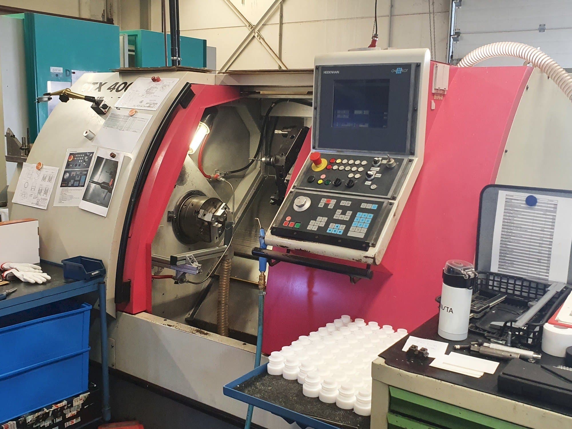 Vooraanzicht  van Gildemeister CTX 400 S2  machine