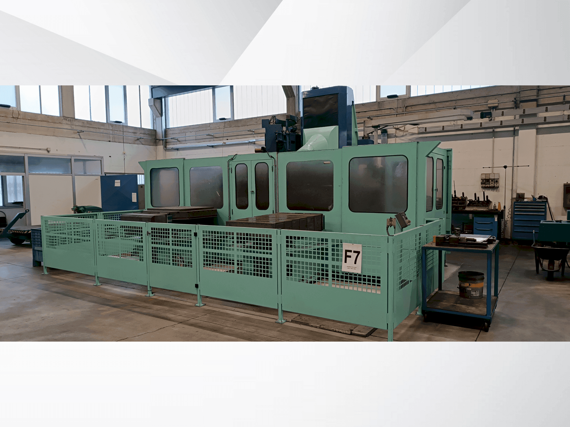 Vooraanzicht  van SACHMAN TRT314 H  machine