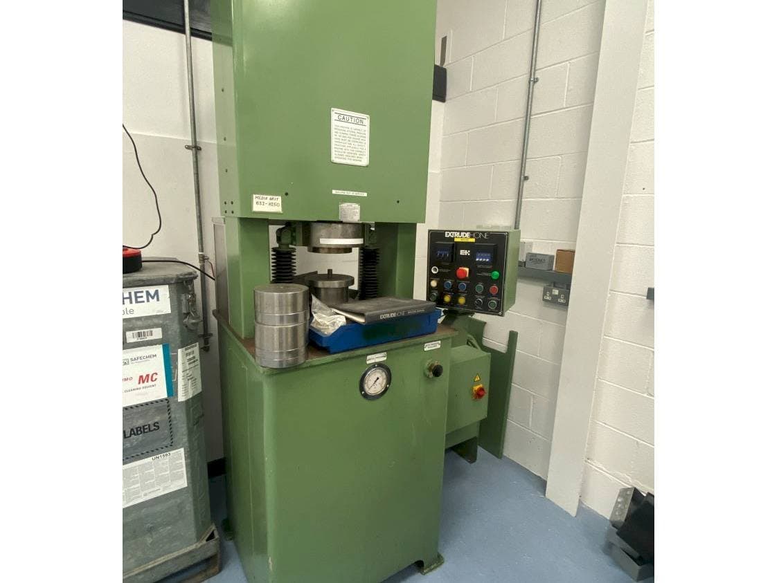 Vooraanzicht  van Extrude Hone Vector Series  machine