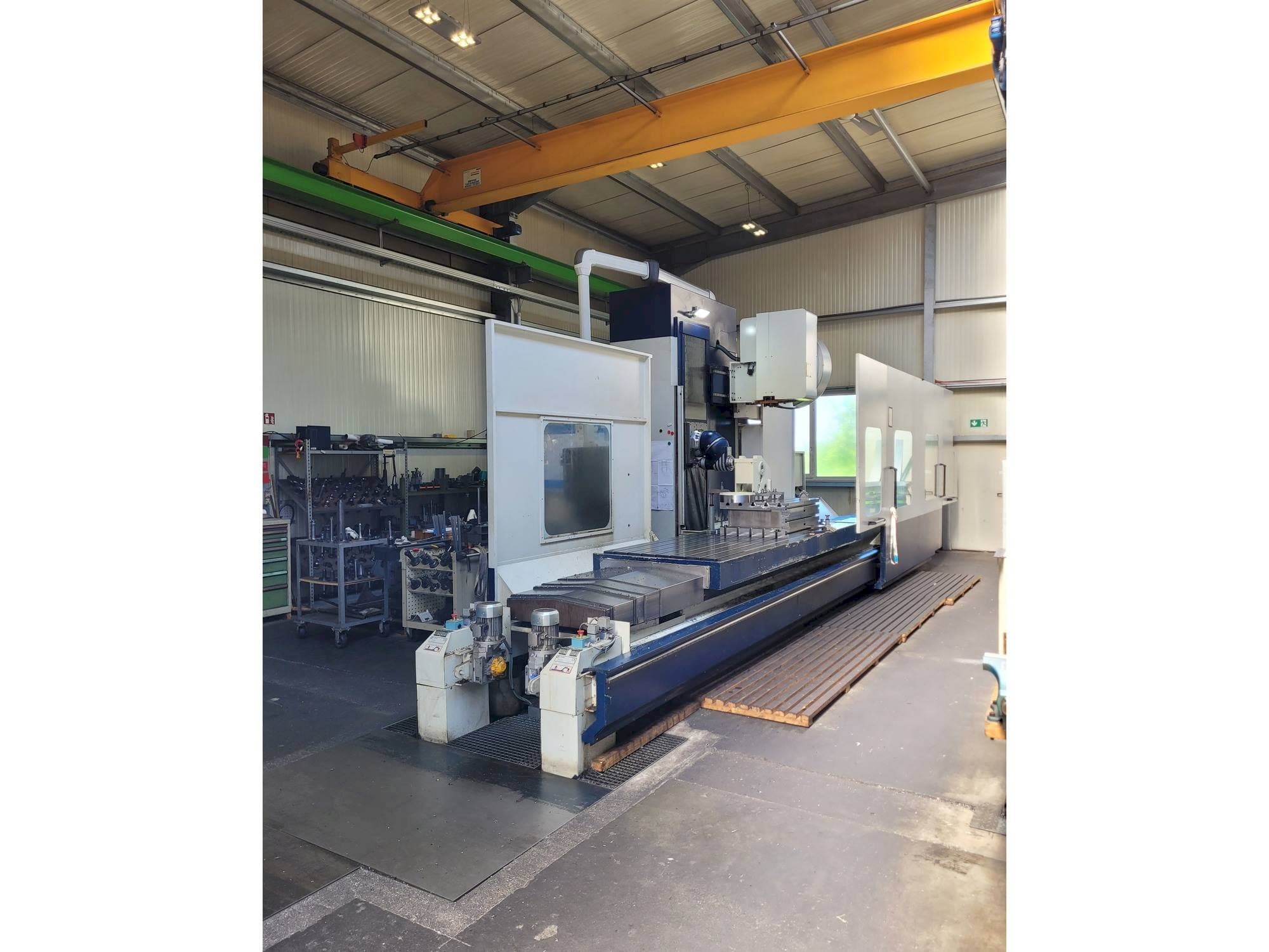 Vooraanzicht  van Soraluce T35  machine