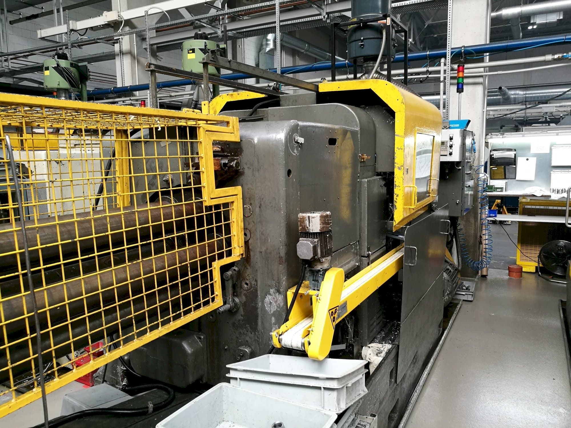 Vooraanzicht  van Wickman 2  1/4"-6  machine