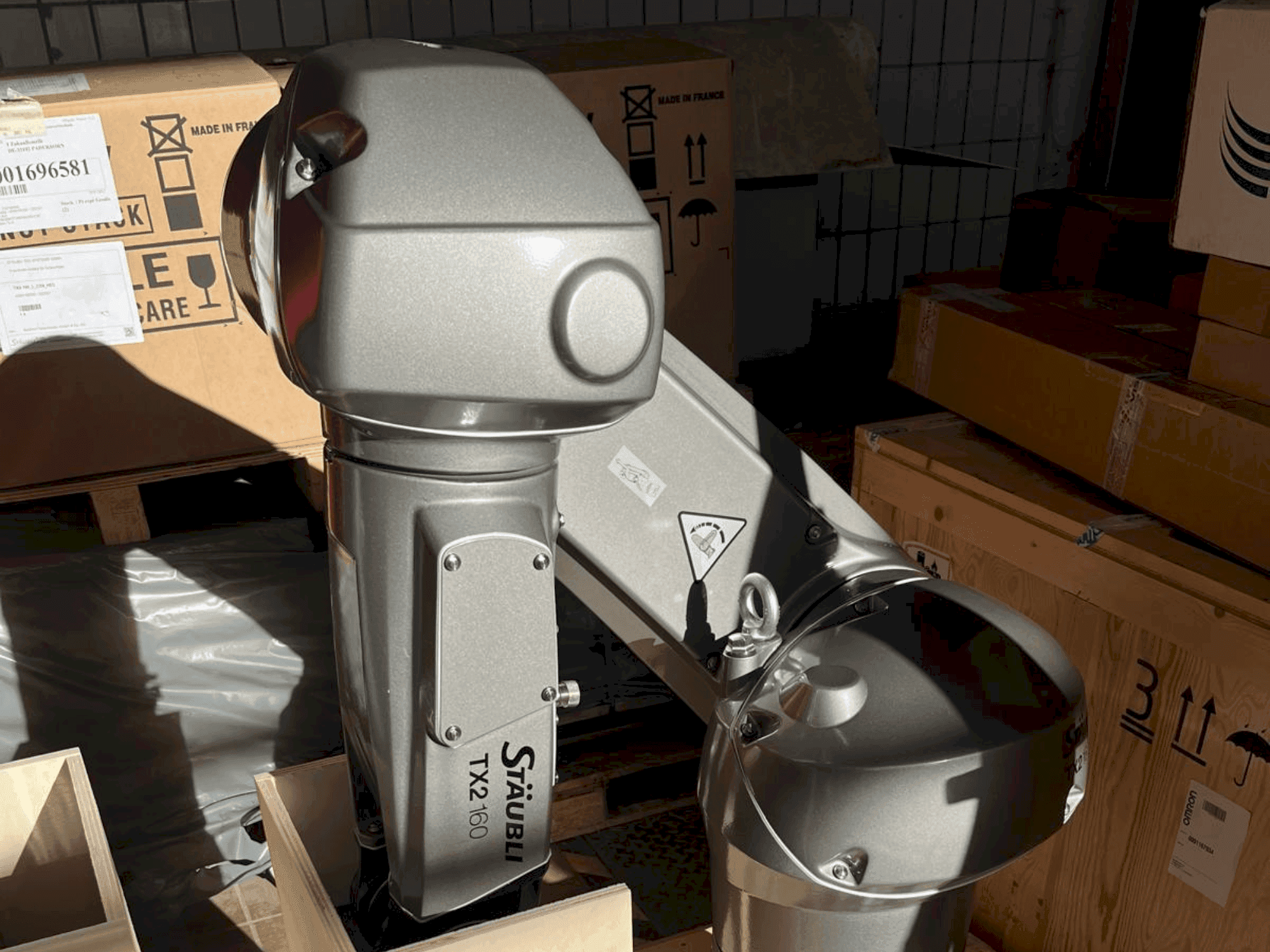 Vooraanzicht  van STAUBLI TX2-160 HE  machine