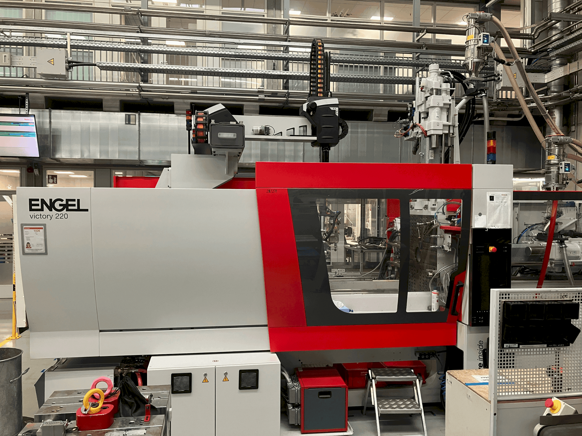 Vooraanzicht  van Engel victory 500H/200V/220 combi  machine