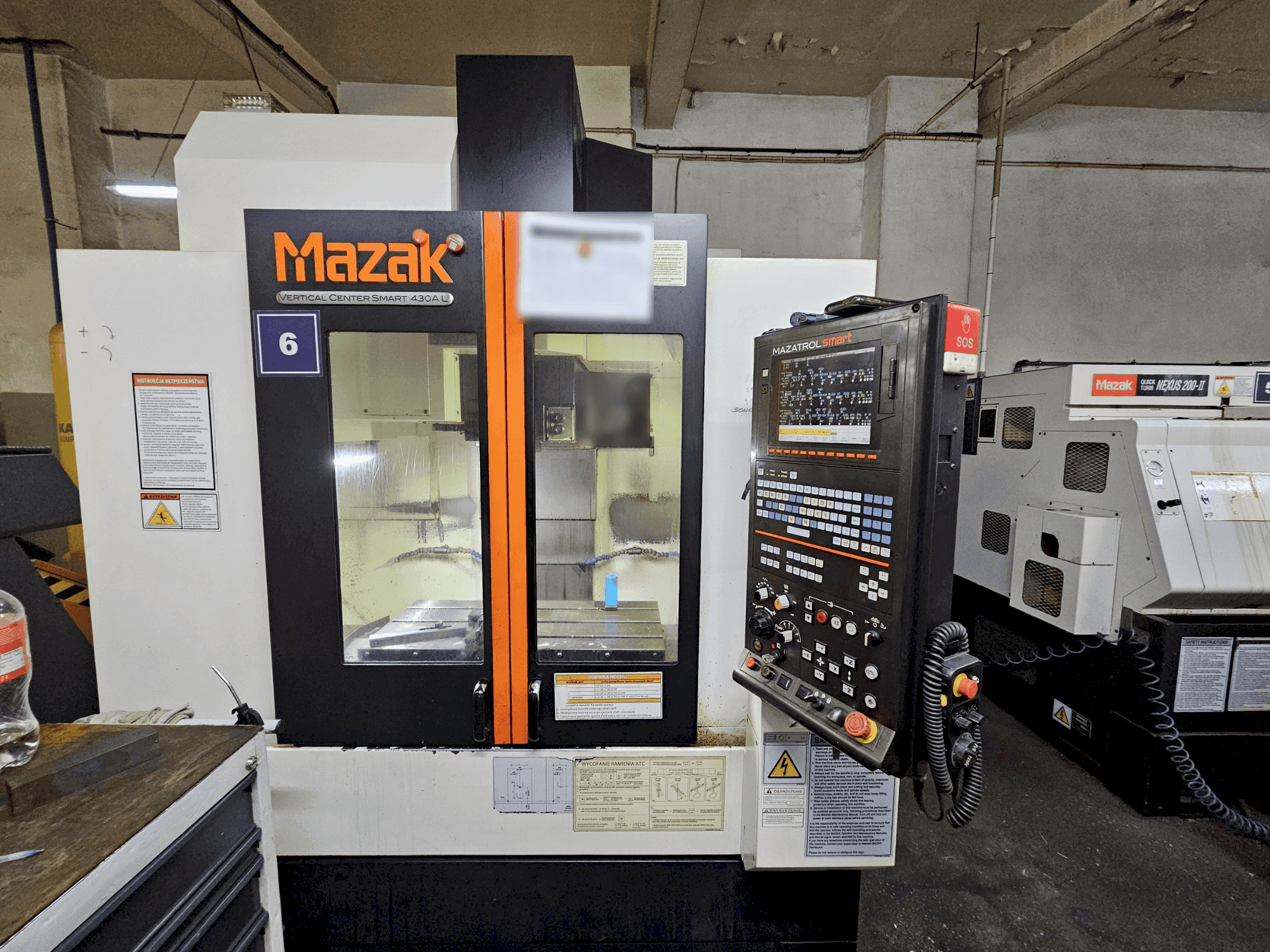 Vooraanzicht  van Mazak VCS 430A L  machine