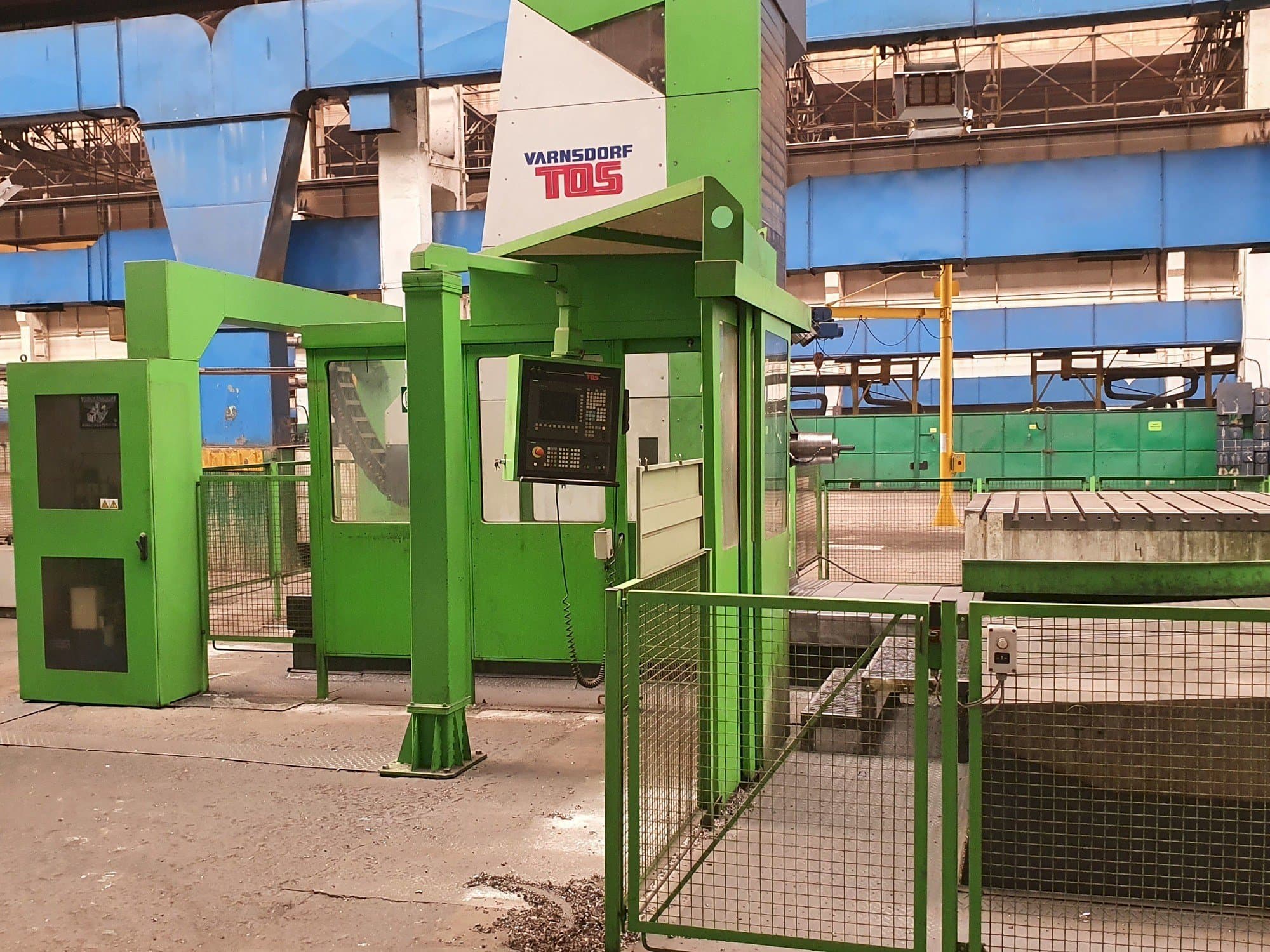 Vooraanzicht  van TOS VARNSDORF WHN 13 CNC  machine