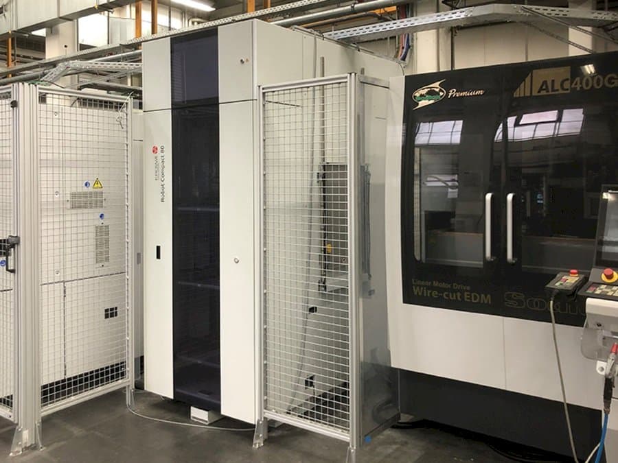 Vooraanzicht  van Sodick ALC400G  machine