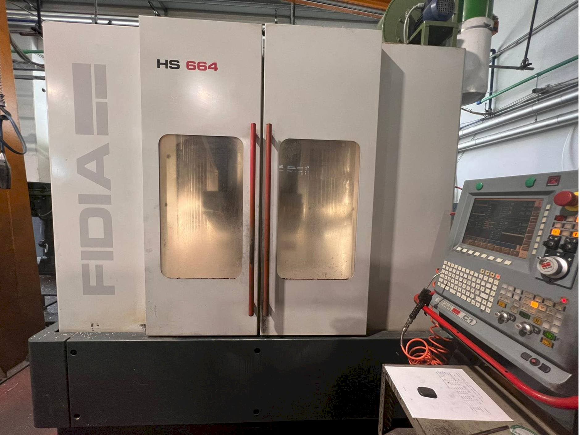 Vooraanzicht  van Fidia HS 664  machine